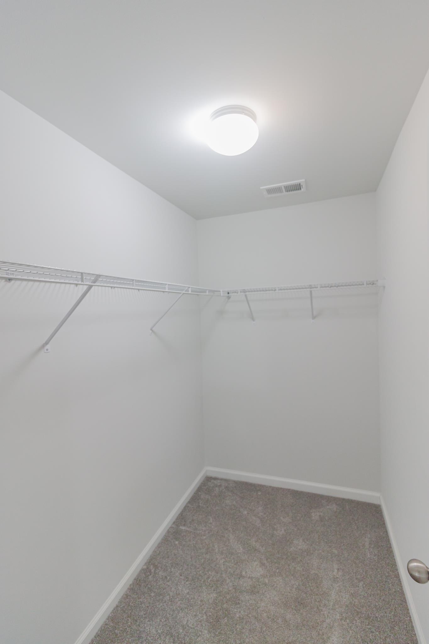 591 Mossbank Loop Property Photo 14
