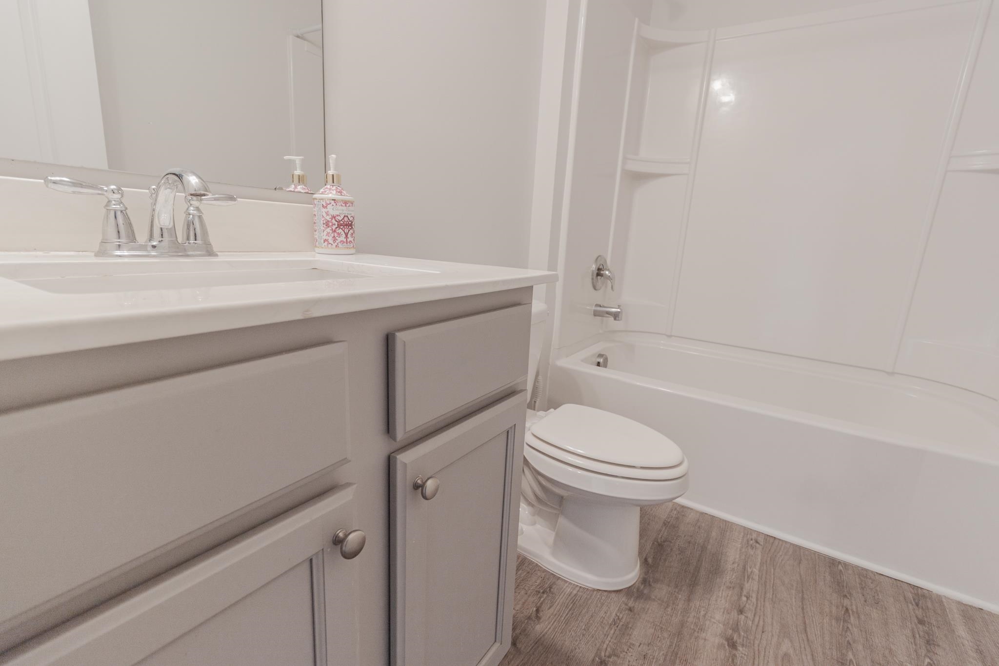 591 Mossbank Loop Property Photo 23