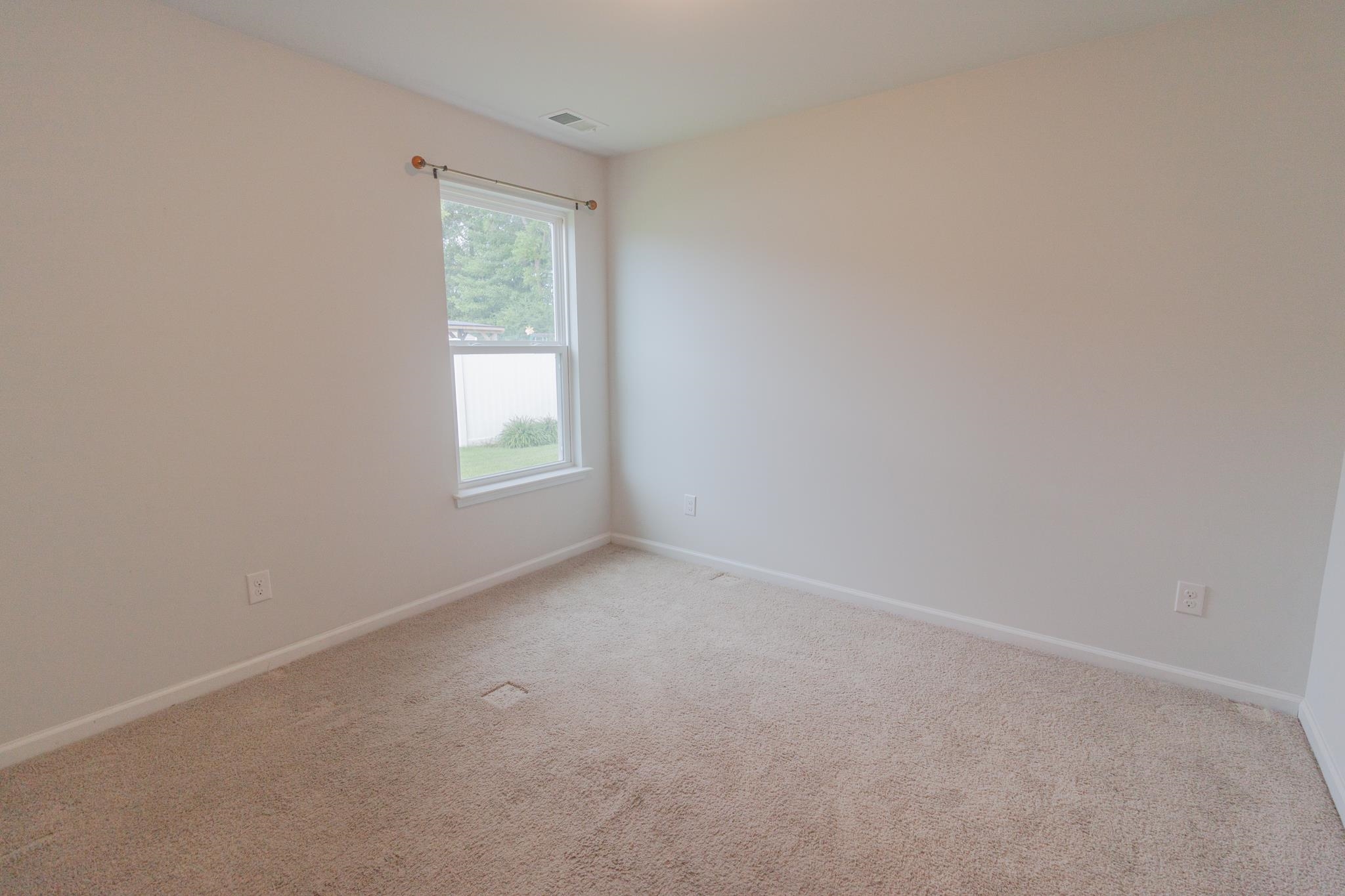 591 Mossbank Loop Property Photo 26