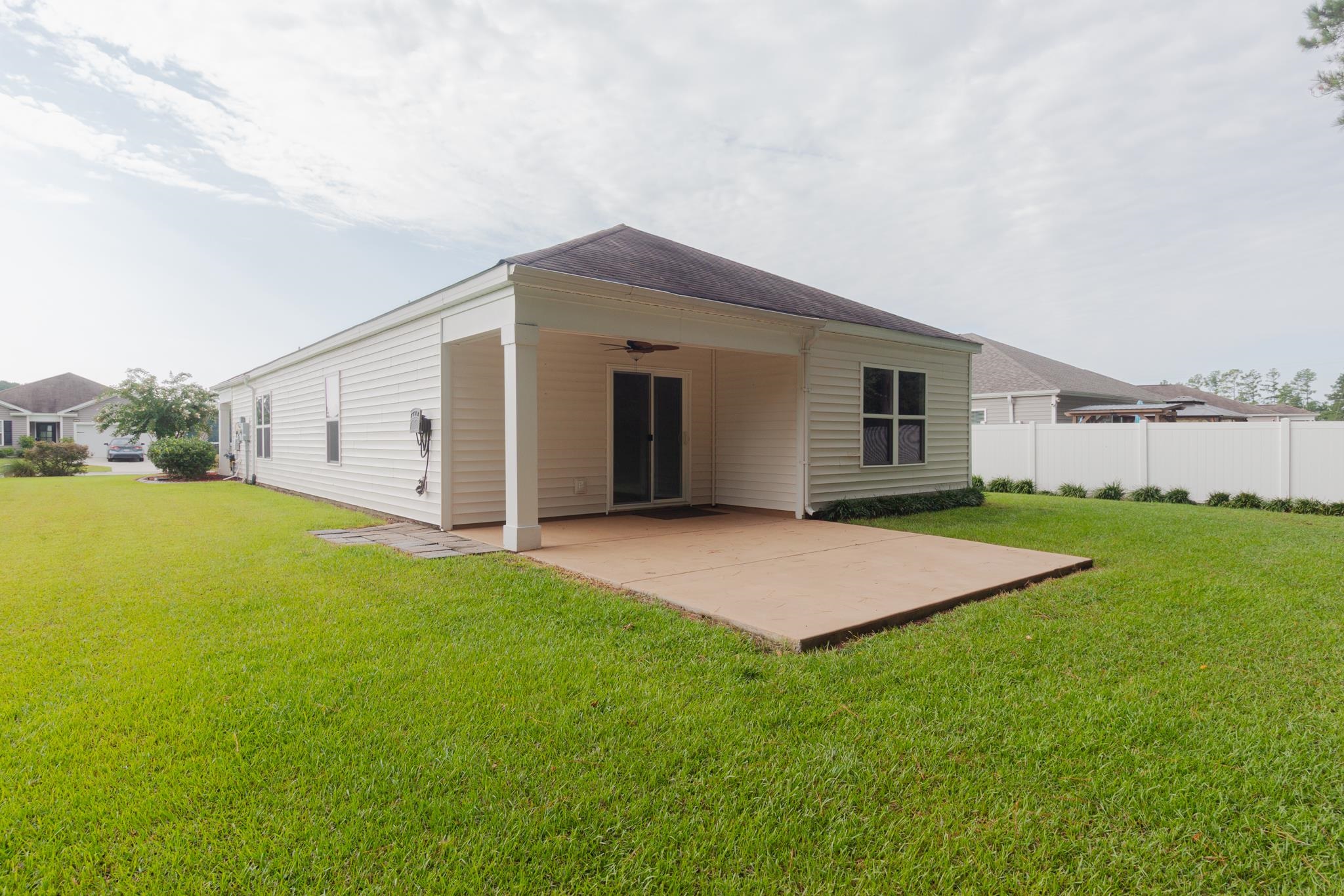 591 Mossbank Loop Property Photo 29