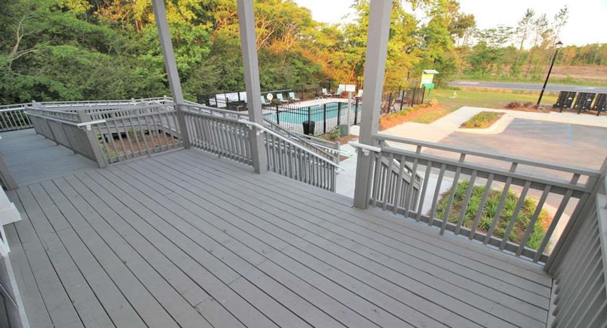 591 Mossbank Loop Property Photo 36