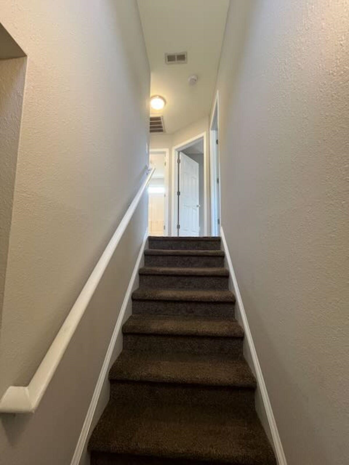 877 Silvercrest Dr. Property Photo 11