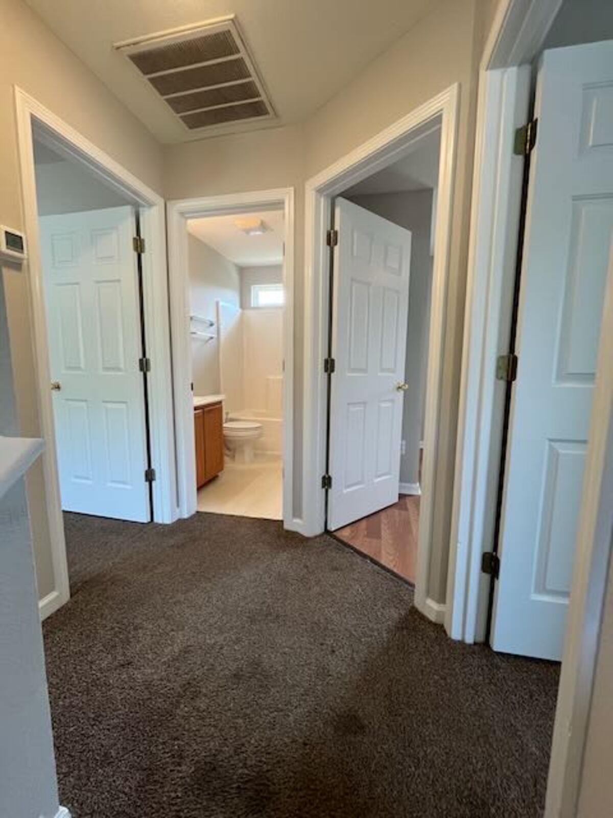 877 Silvercrest Dr. Property Photo 12