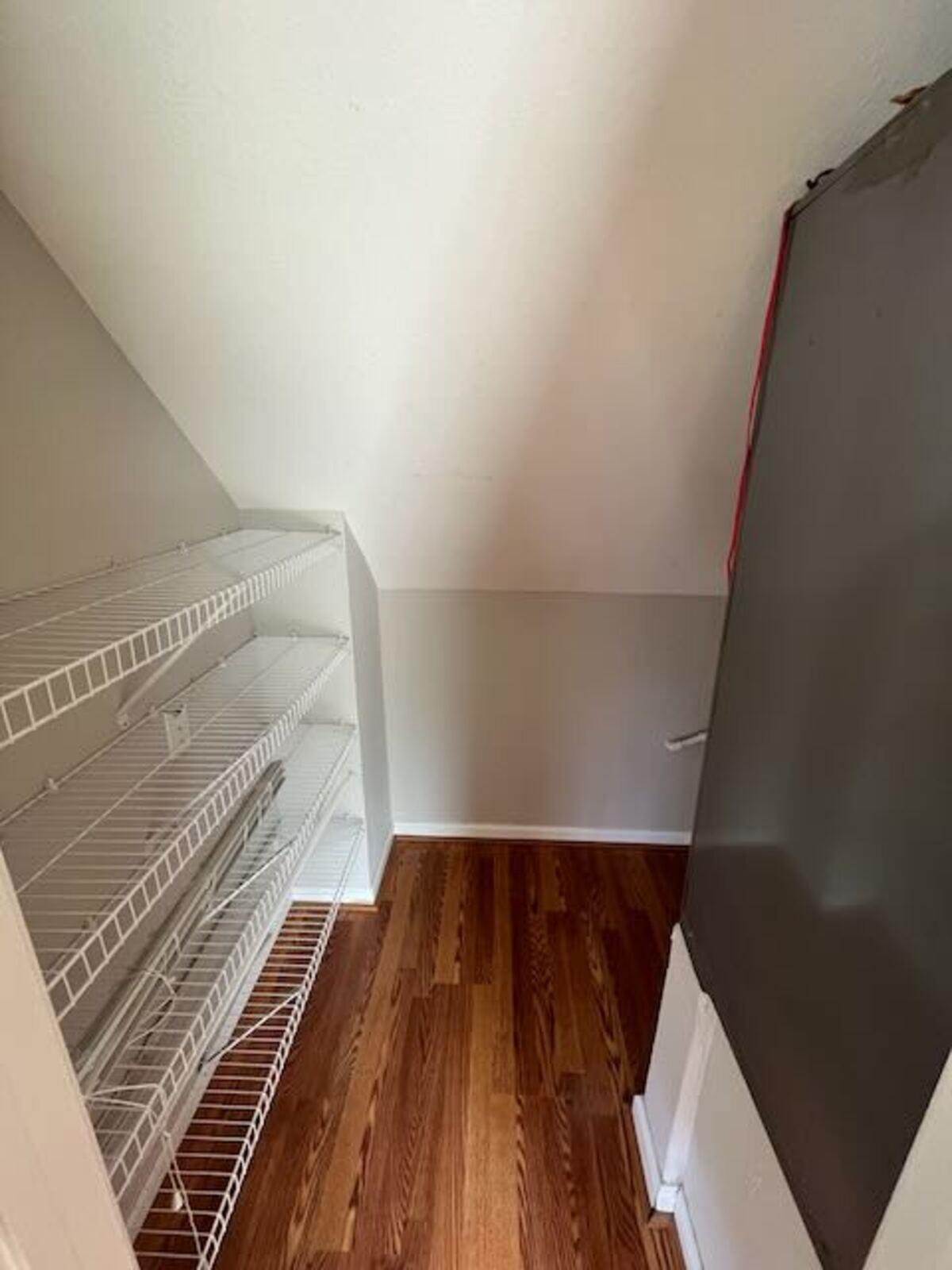 877 Silvercrest Dr. Property Photo 19