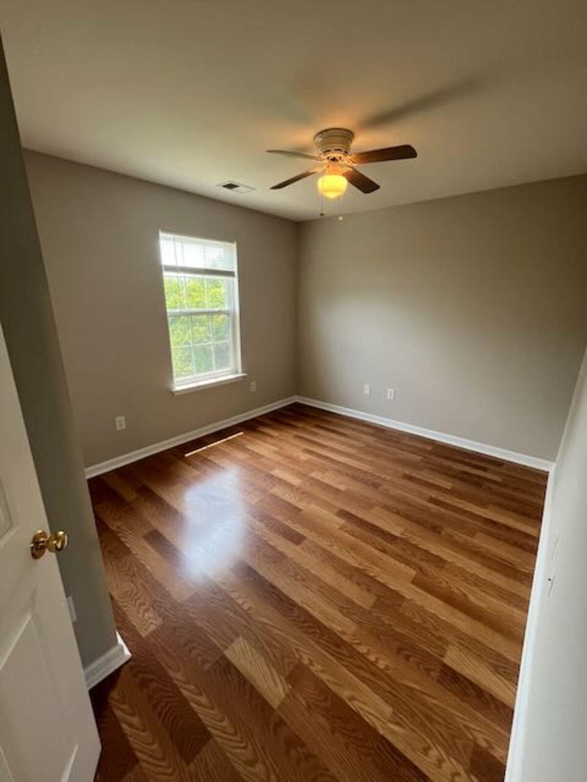 877 Silvercrest Dr. Property Photo 21