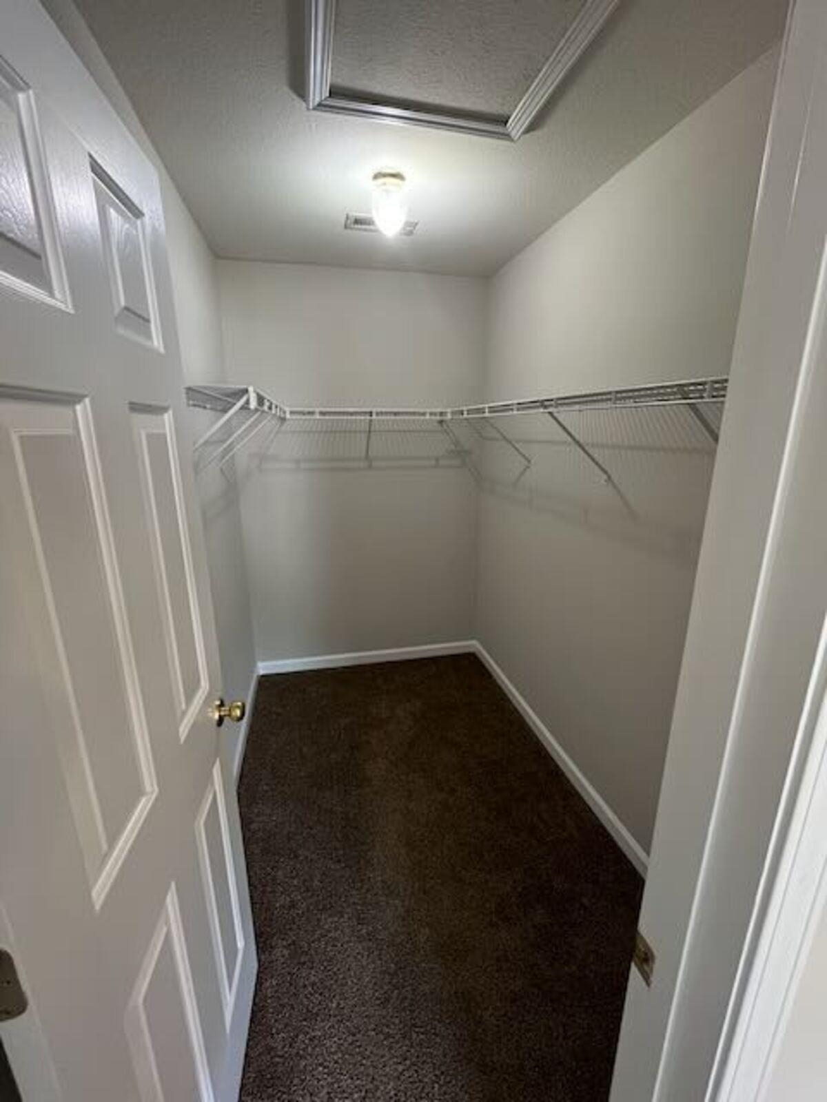 877 Silvercrest Dr. Property Photo 26