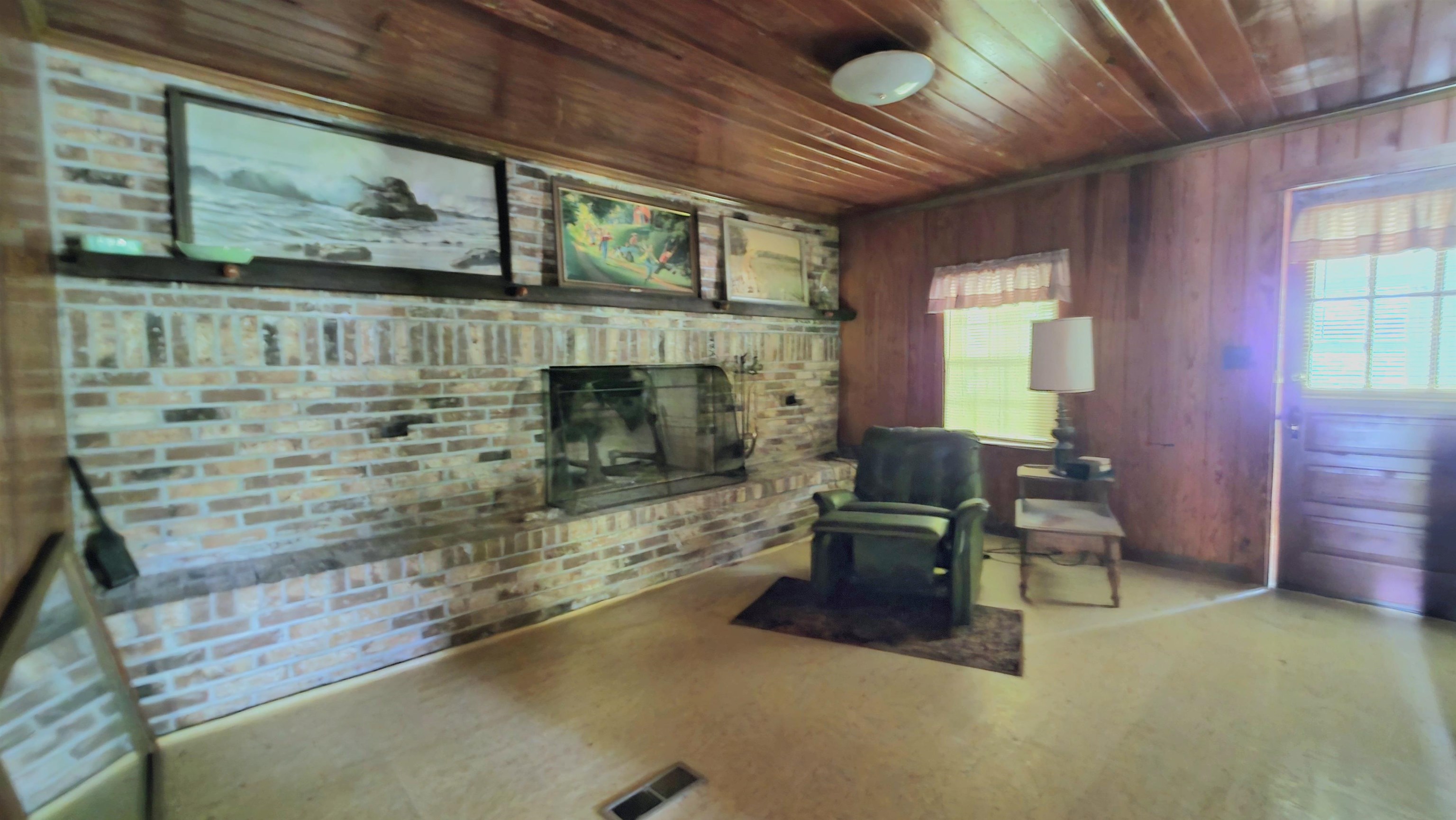 8476 Grapevine Ct. Property Photo 3