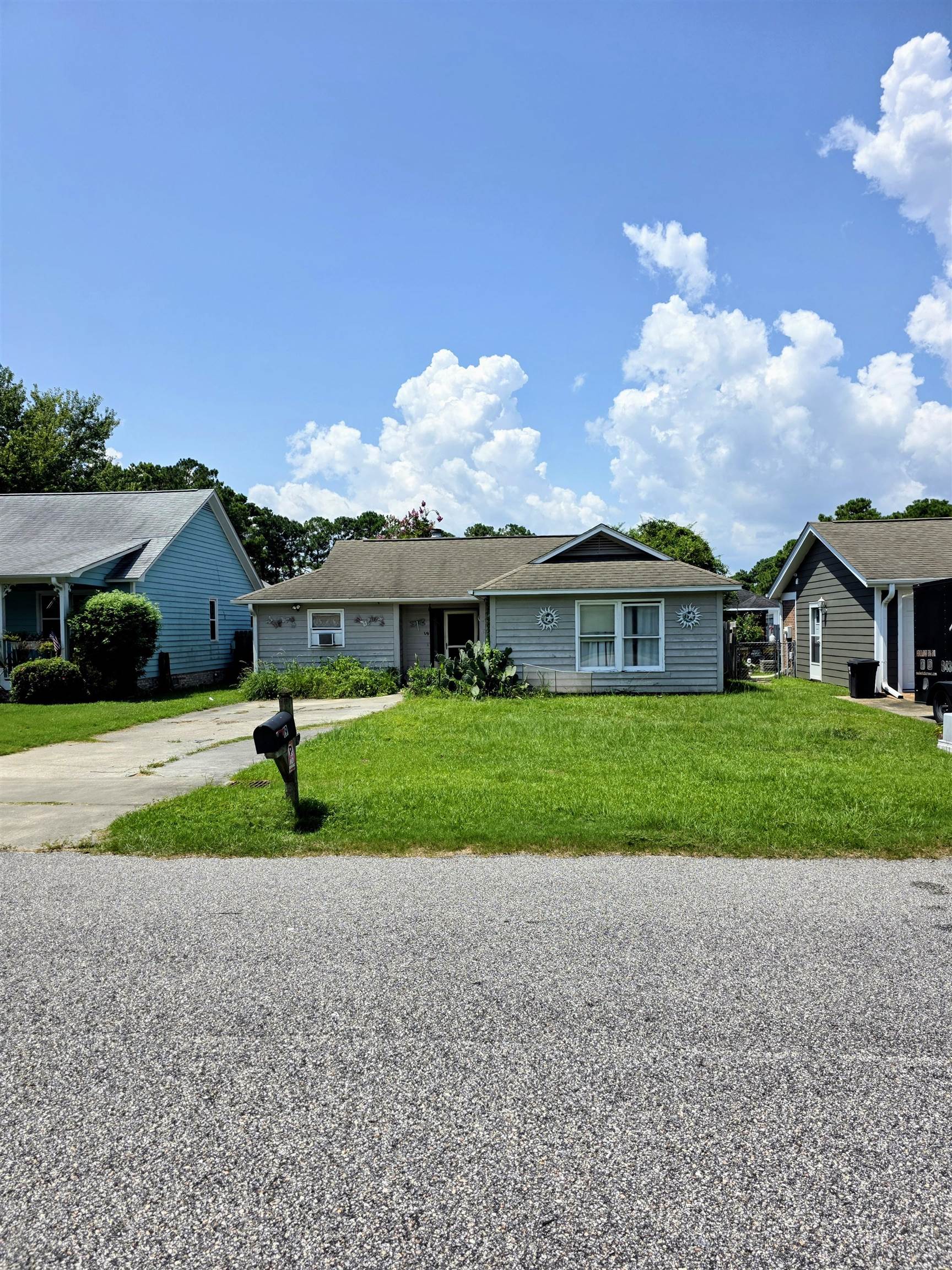 19 Indian Oak Ln. Property Photo 2