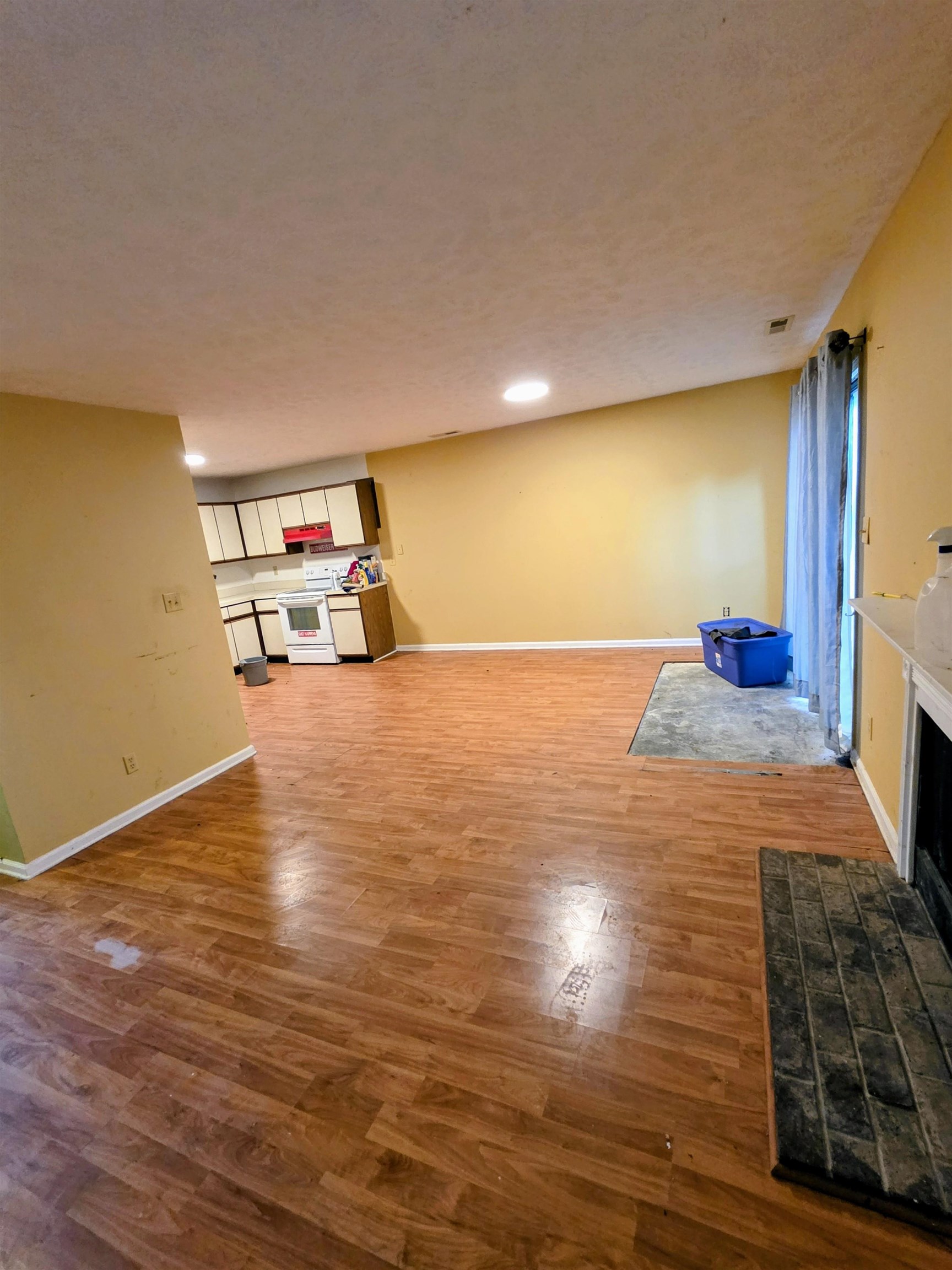19 Indian Oak Ln. Property Photo 8