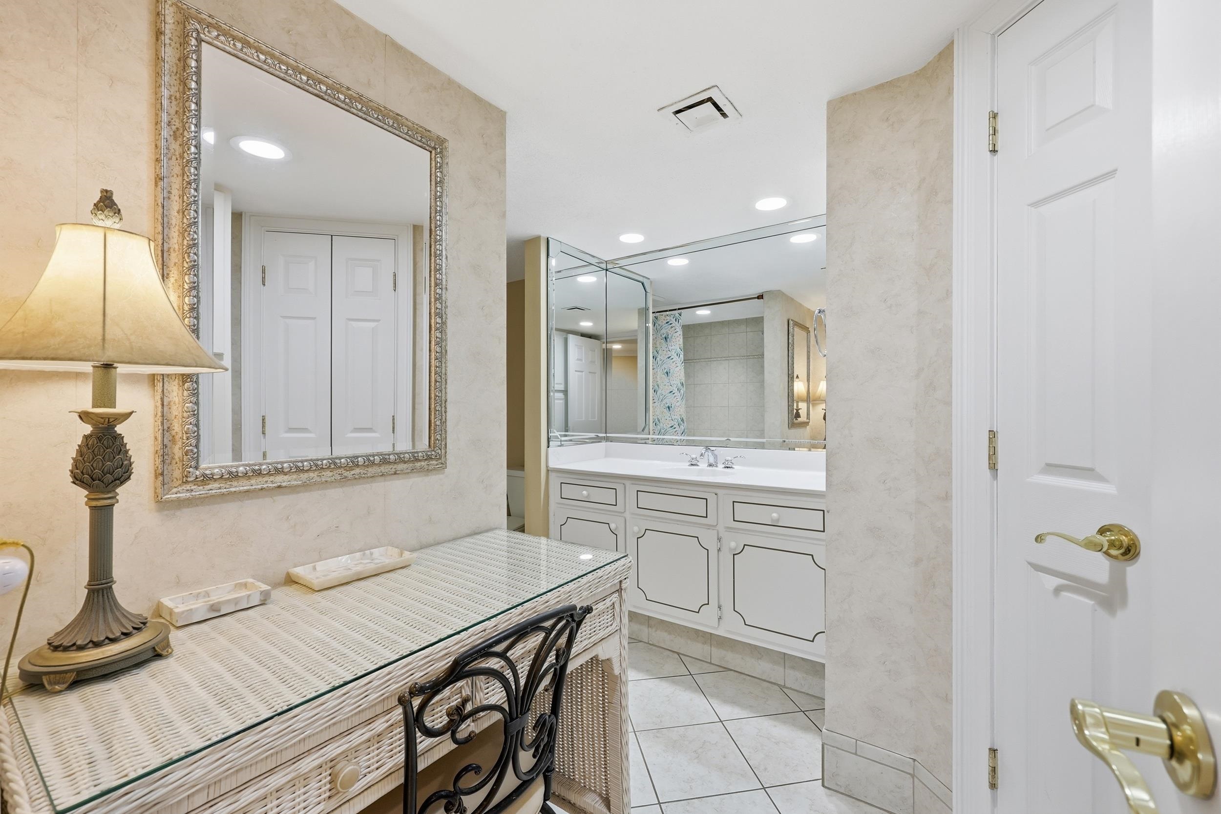 9650 Shore Dr. Property Photo 52