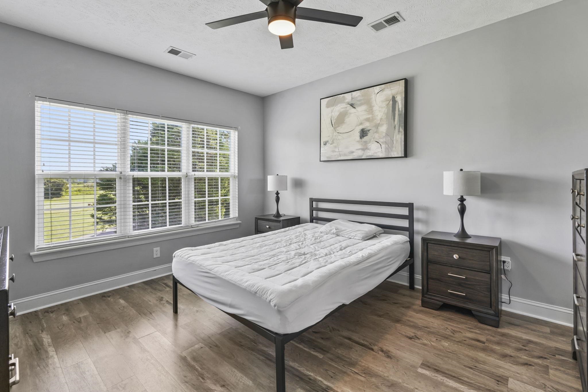 6000 Windsor Green Way Property Photo 17