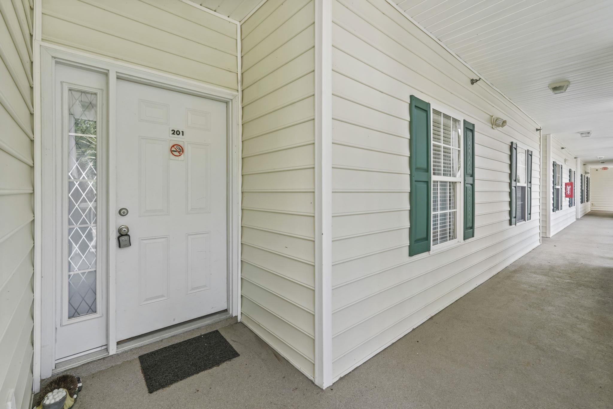 6000 Windsor Green Way Property Photo 35