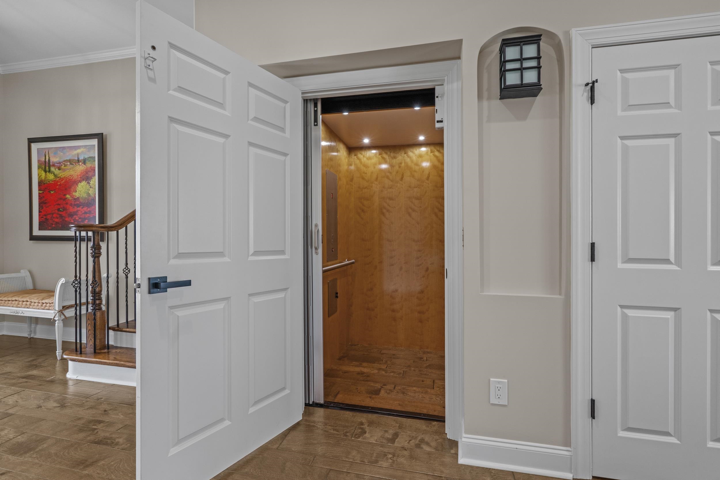 692 Waterbridge Blvd. Property Photo 31