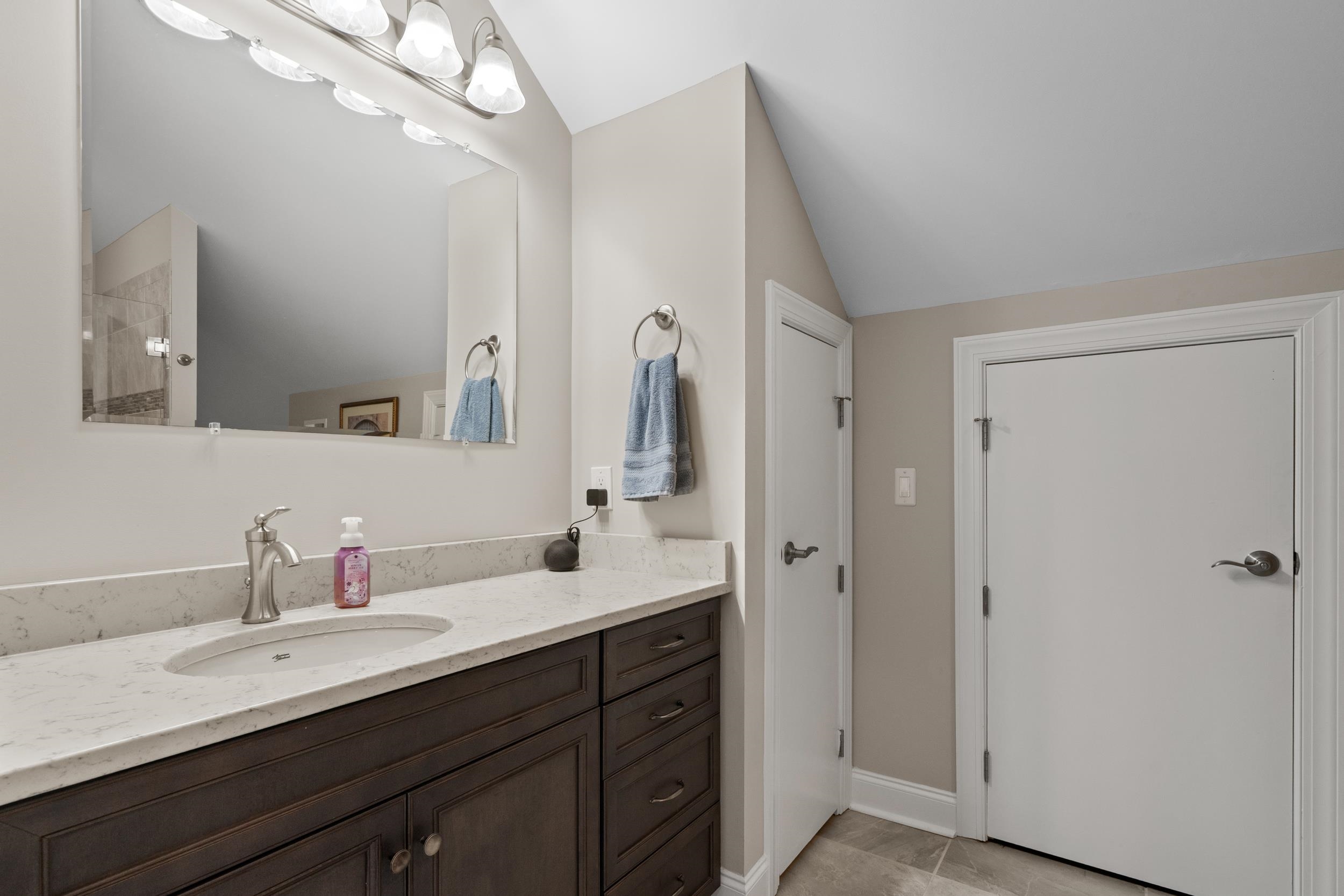 692 Waterbridge Blvd. Property Photo 39