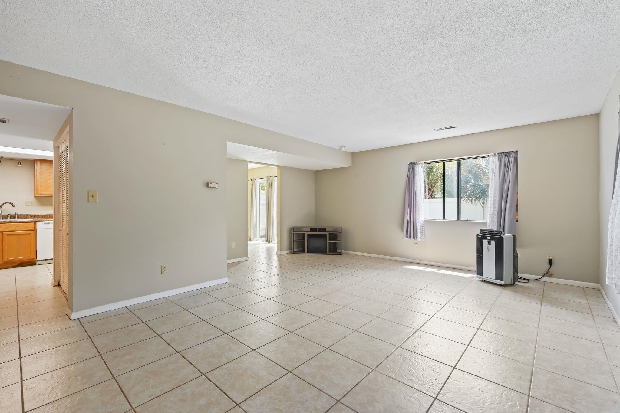 1331 Turkey Ridge Rd. Property Photo 2
