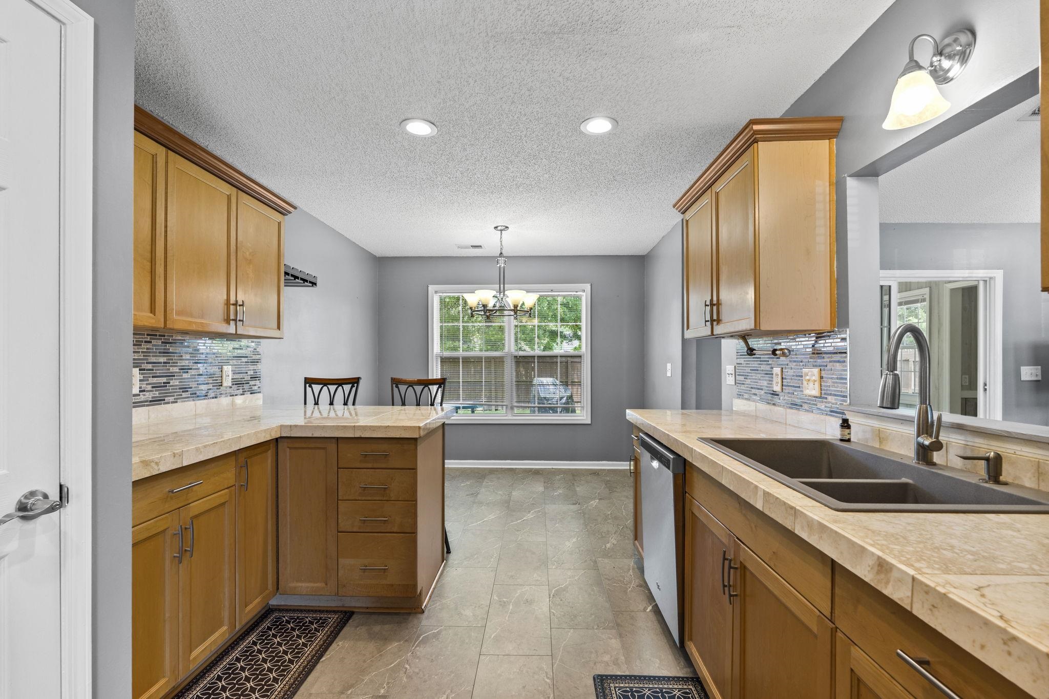2295 Seaford Dr. Property Photo 18