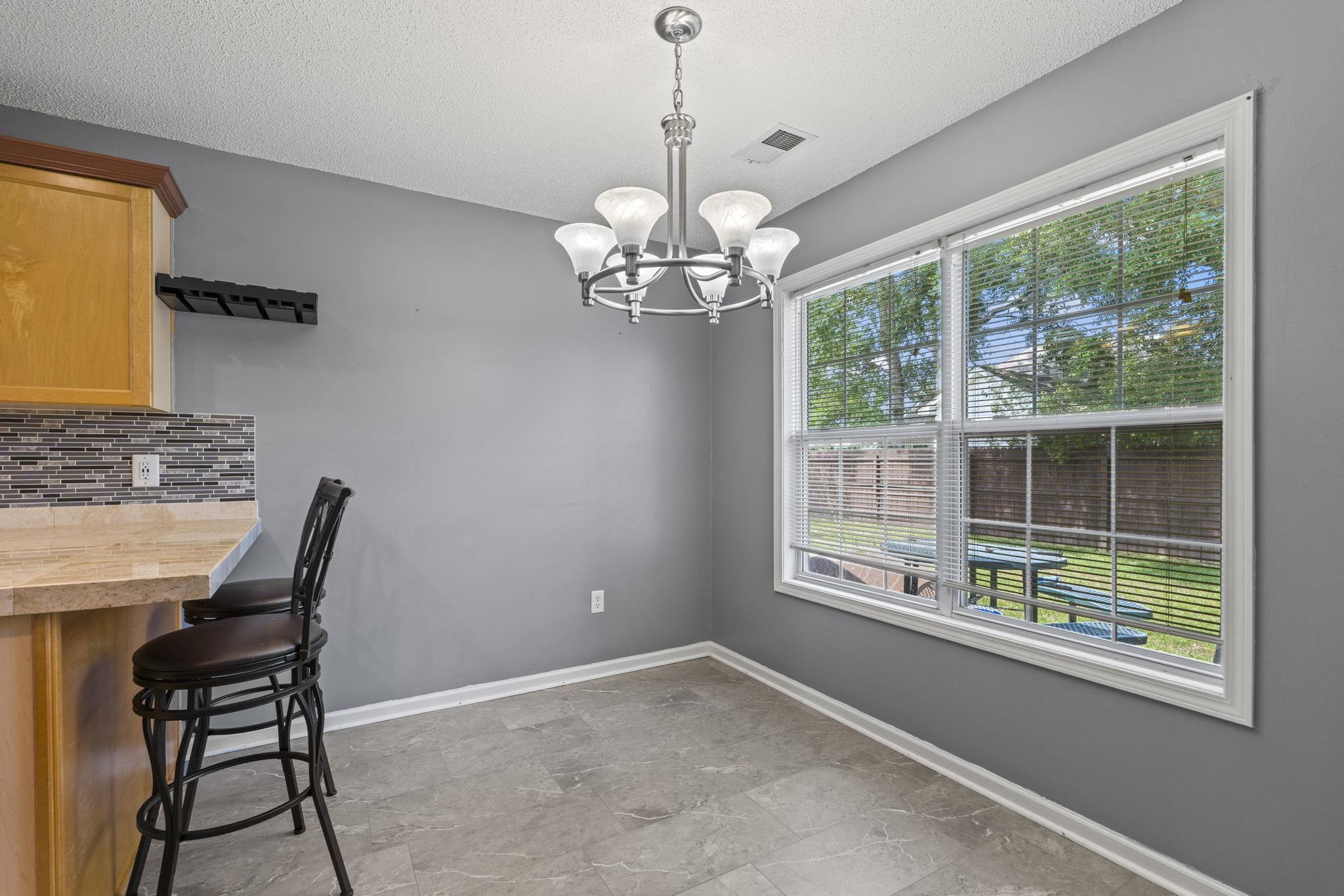2295 Seaford Dr. Property Photo 20