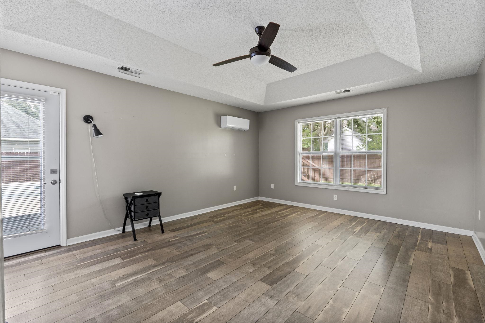 2295 Seaford Dr. Property Photo 22