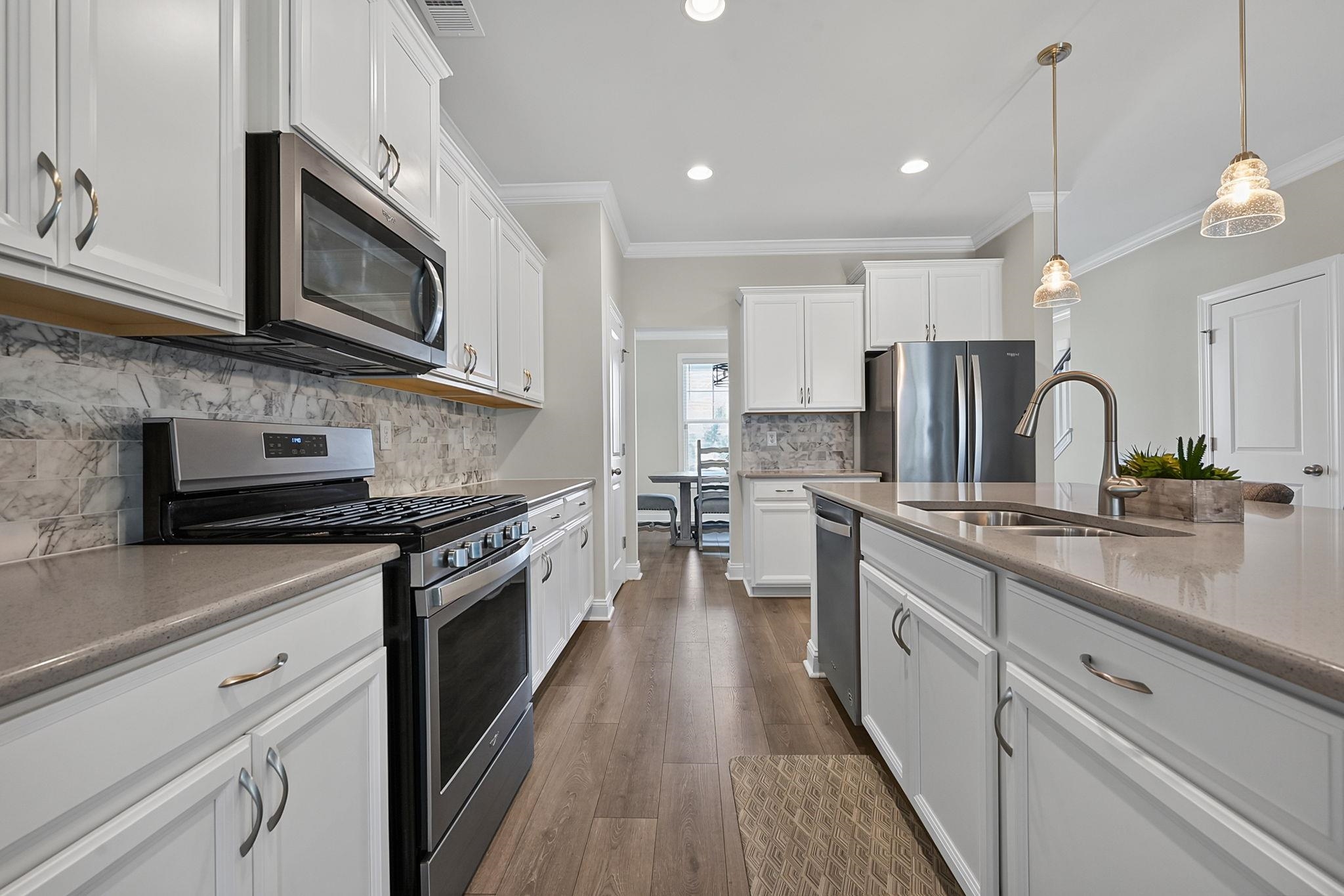 2793 Stellar Loop Property Photo 9