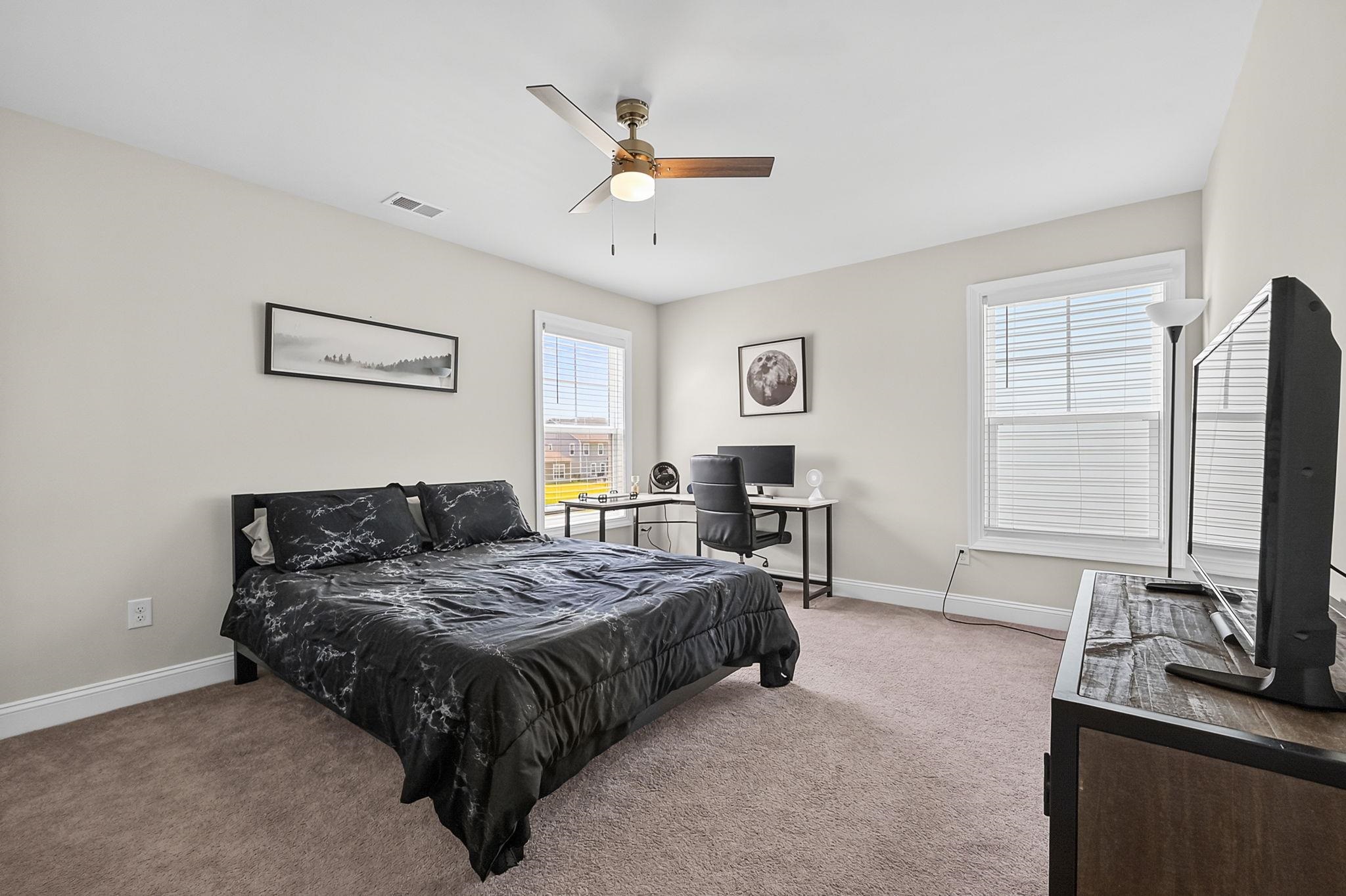 2793 Stellar Loop Property Photo 34