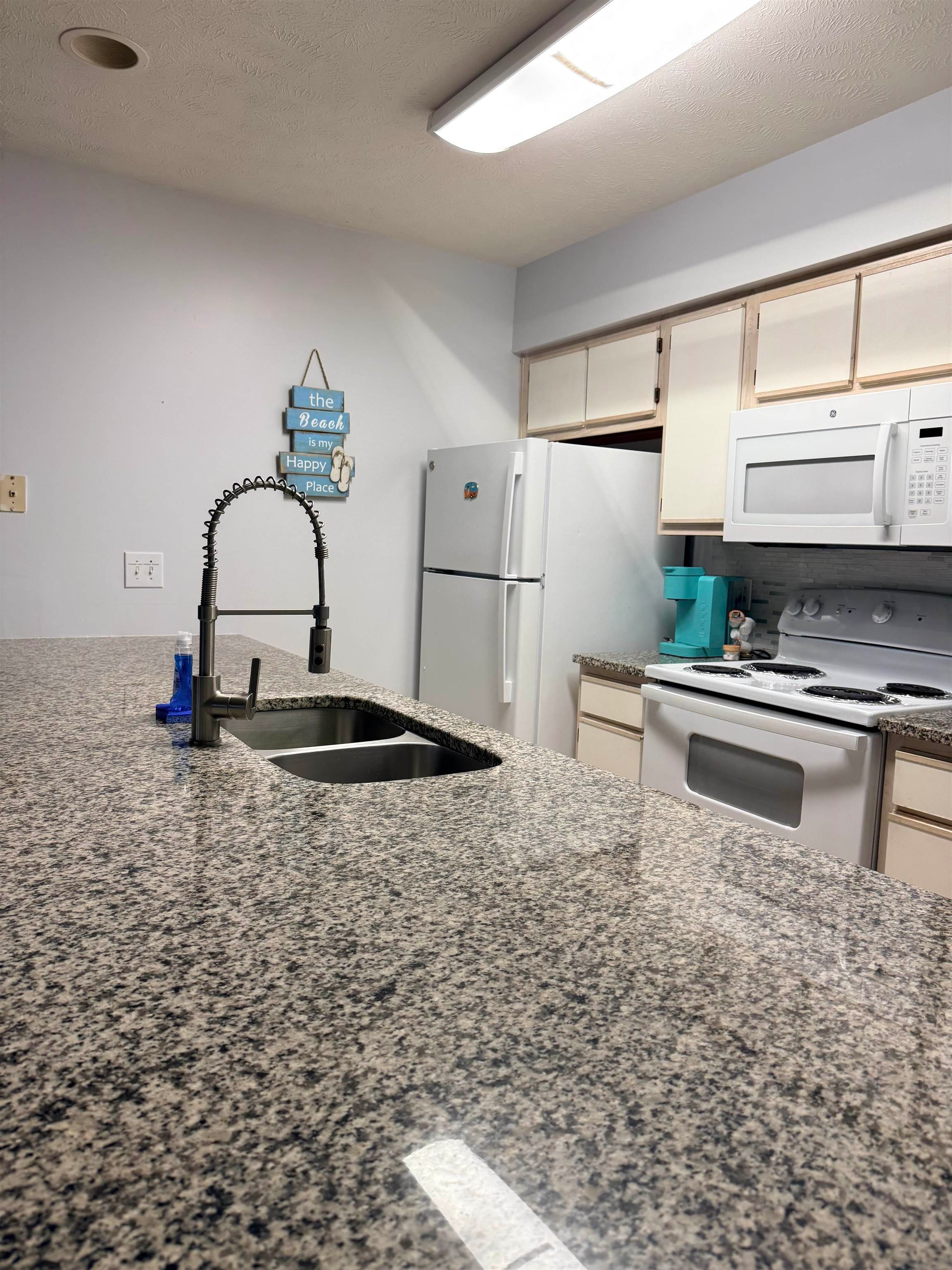 564 White River Dr. Property Photo 7