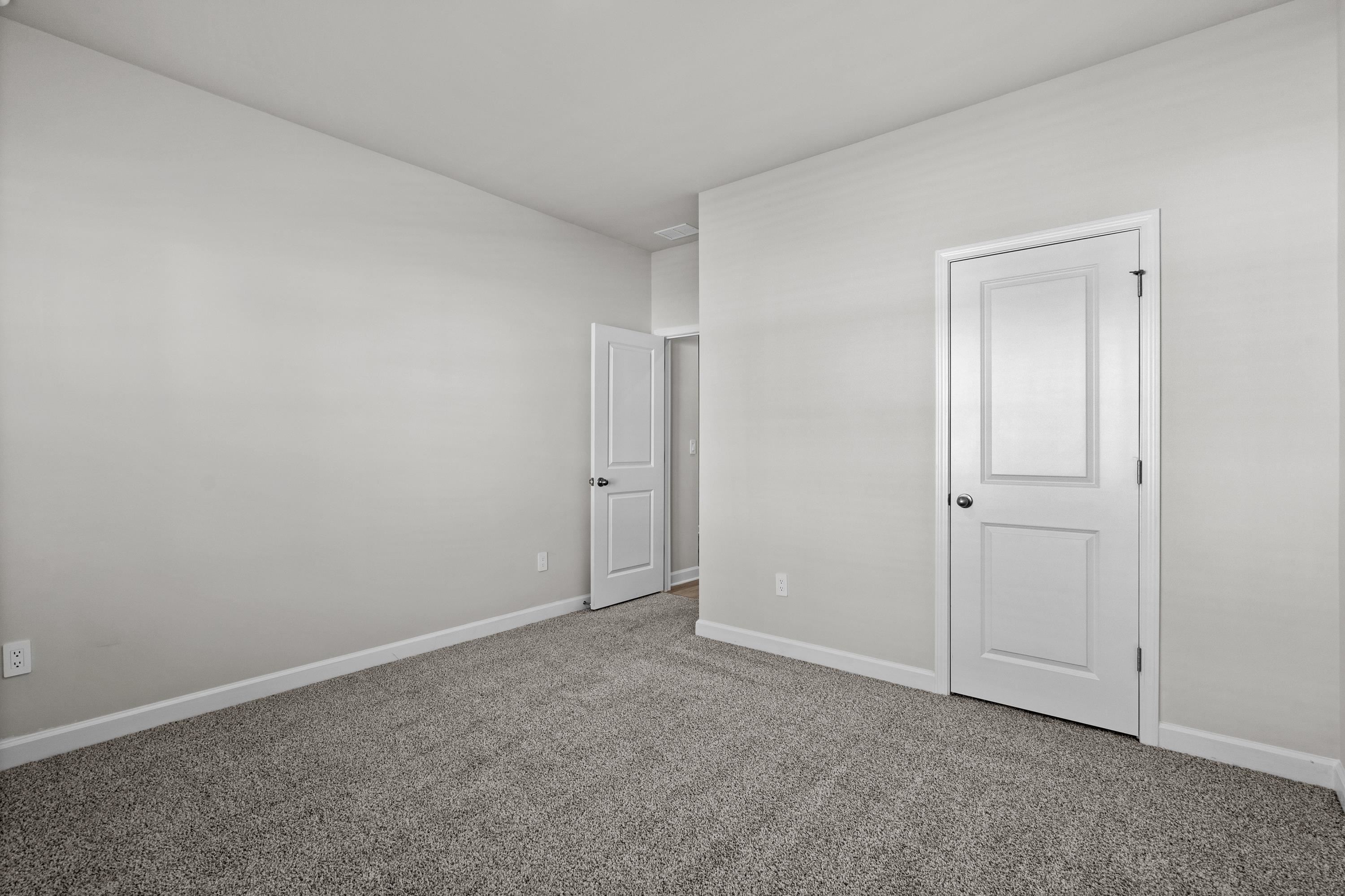 2910 Tranquility Loop Property Photo 27