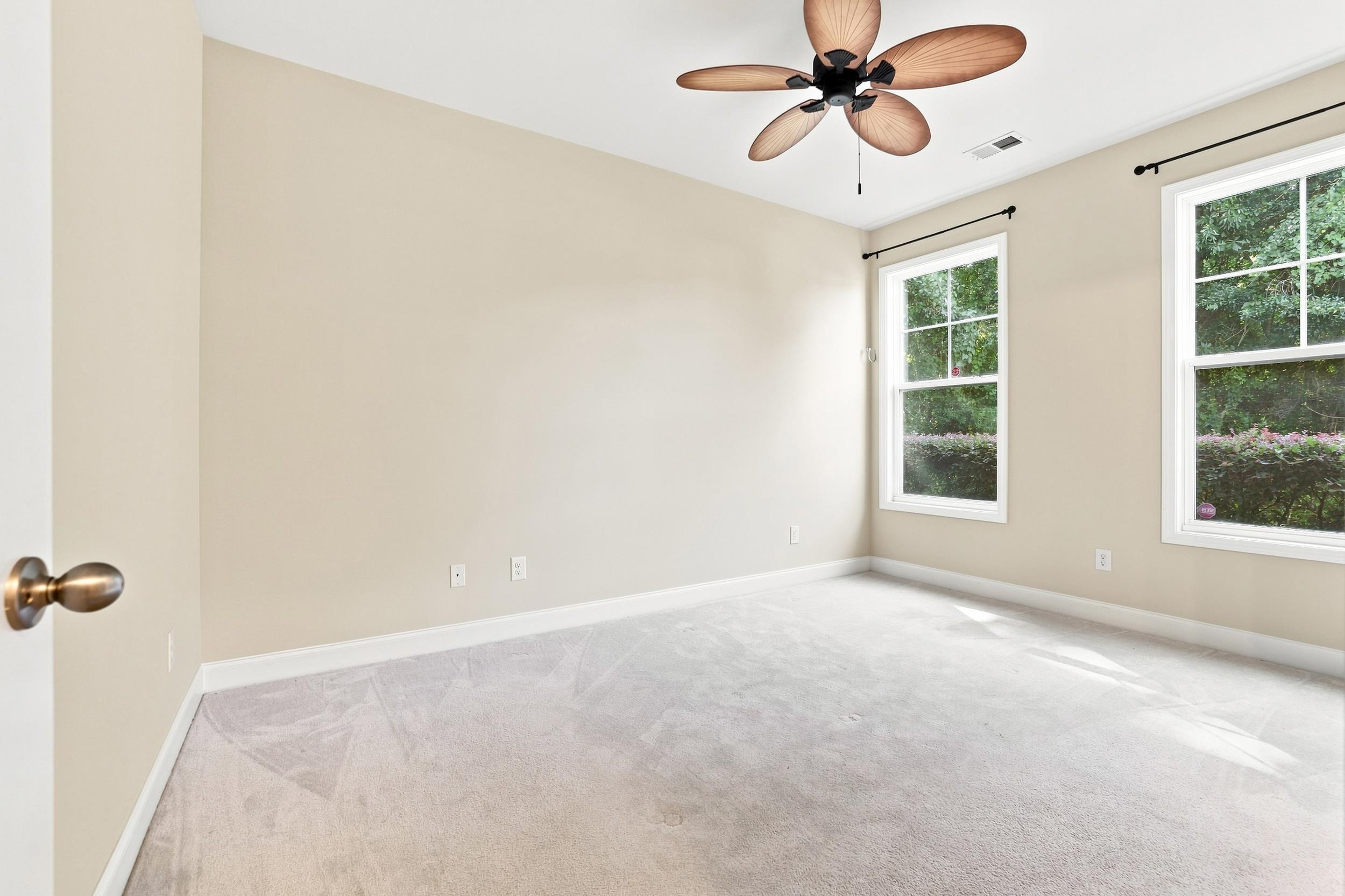 242 Hyacinth Loop Property Photo 30