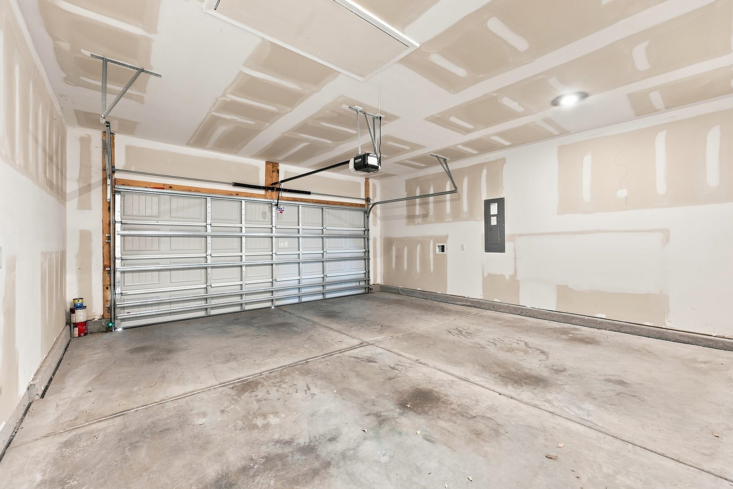 2417 Grand Meadow Dr. Property Photo 31
