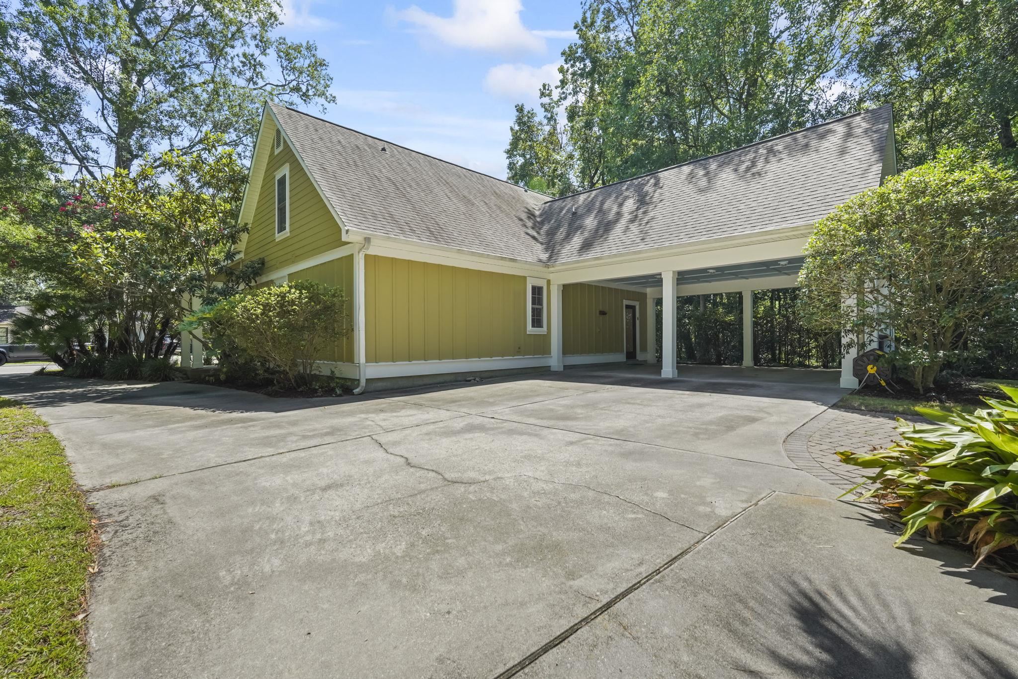 2412 Watson Dr. Property Photo 32