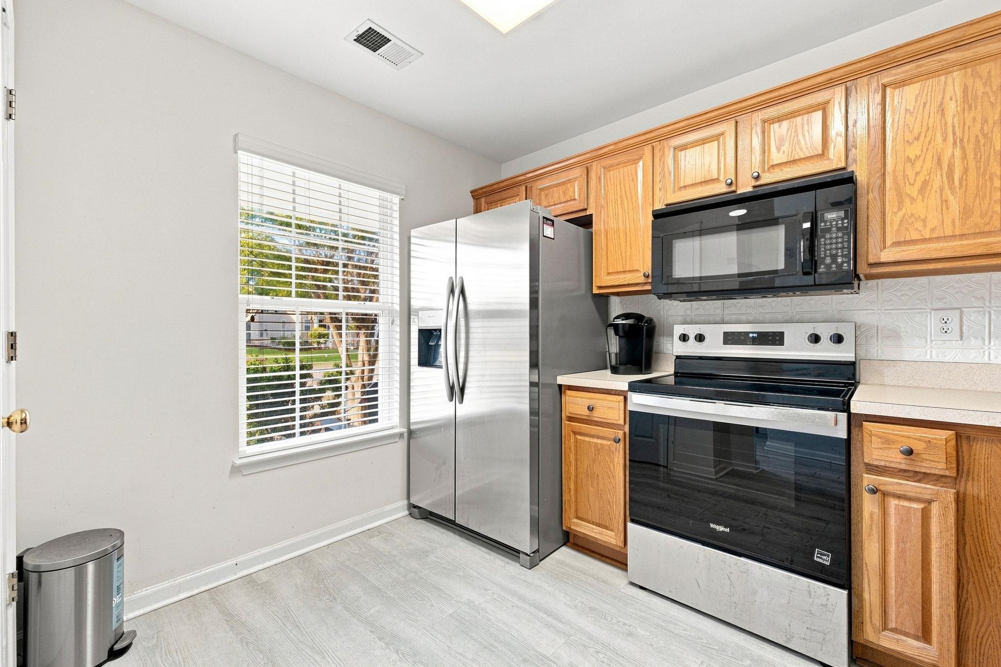 1282 Harvester Circle Property Photo 4