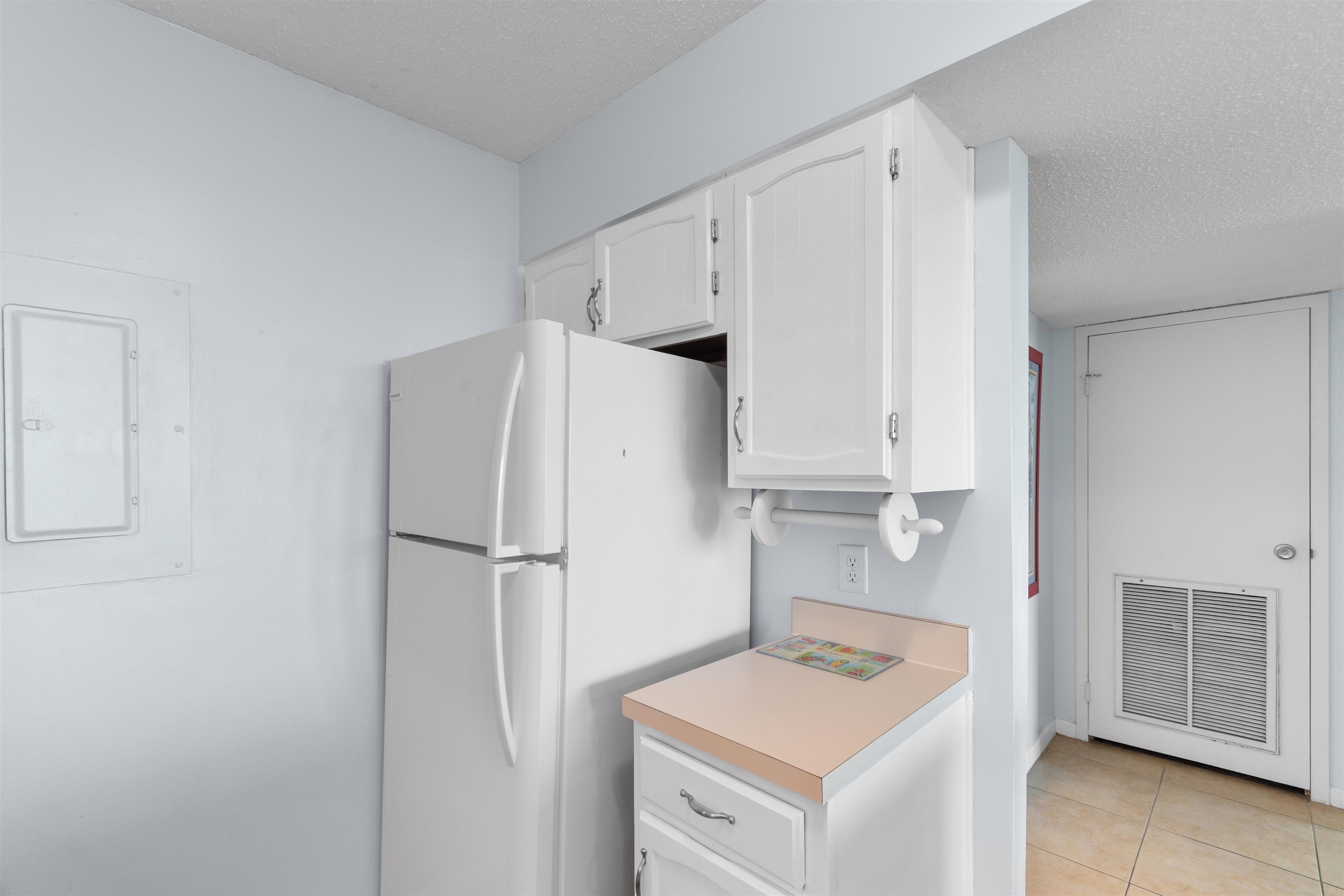4605 S Ocean Blvd. Property Photo 6