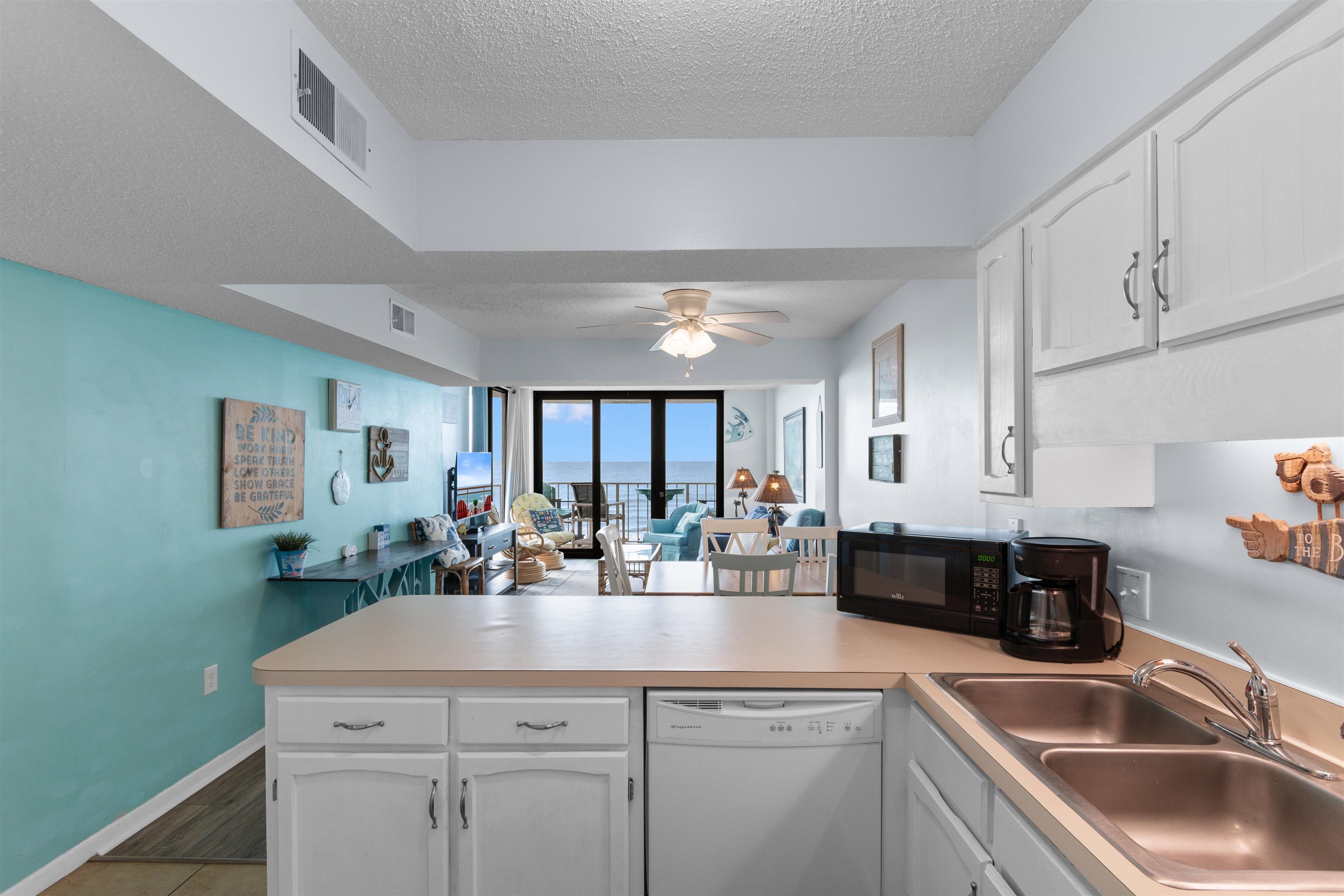 4605 S Ocean Blvd. Property Photo 7