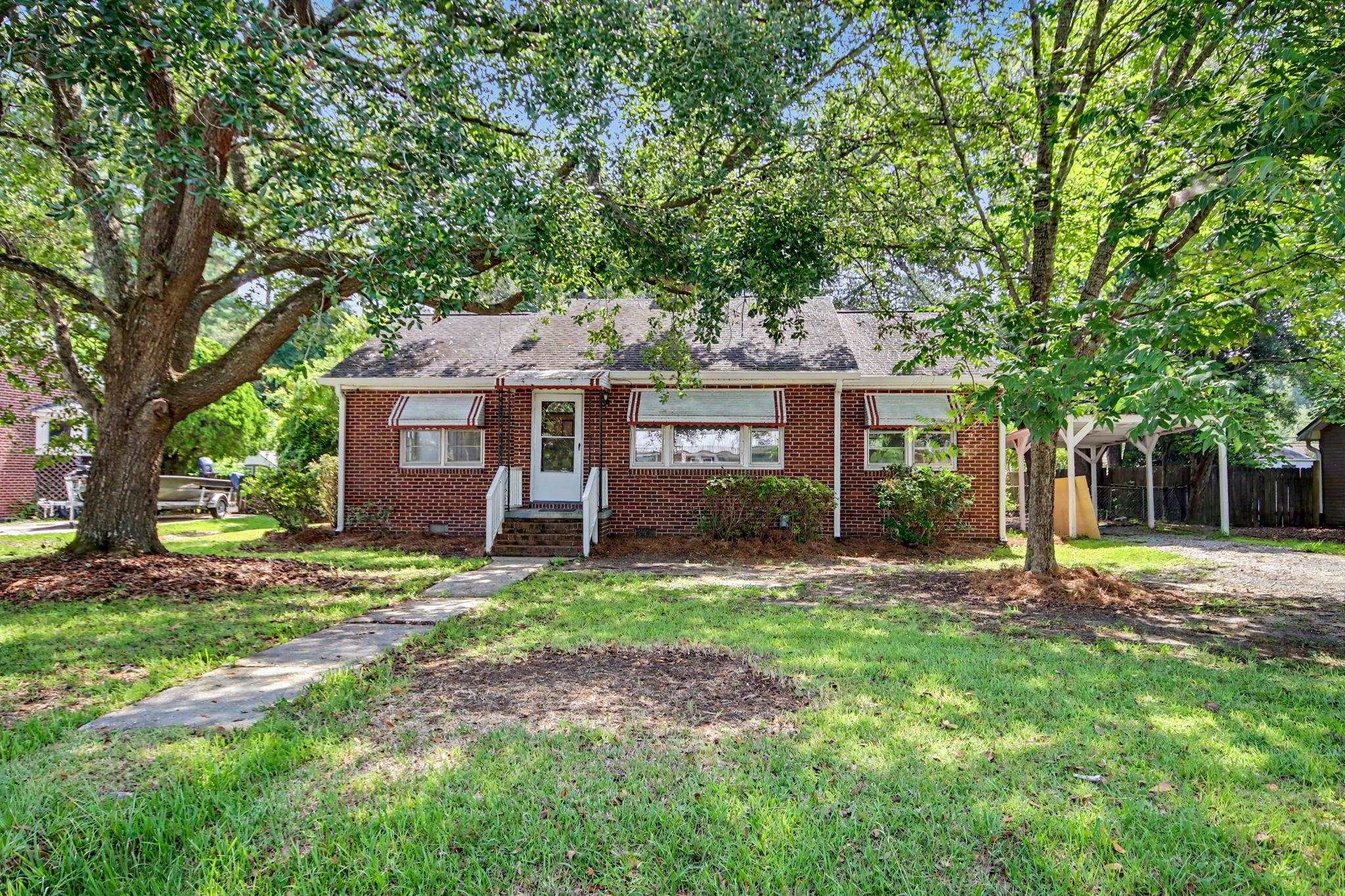 1916 Calhoun Dr. Property Photo 1