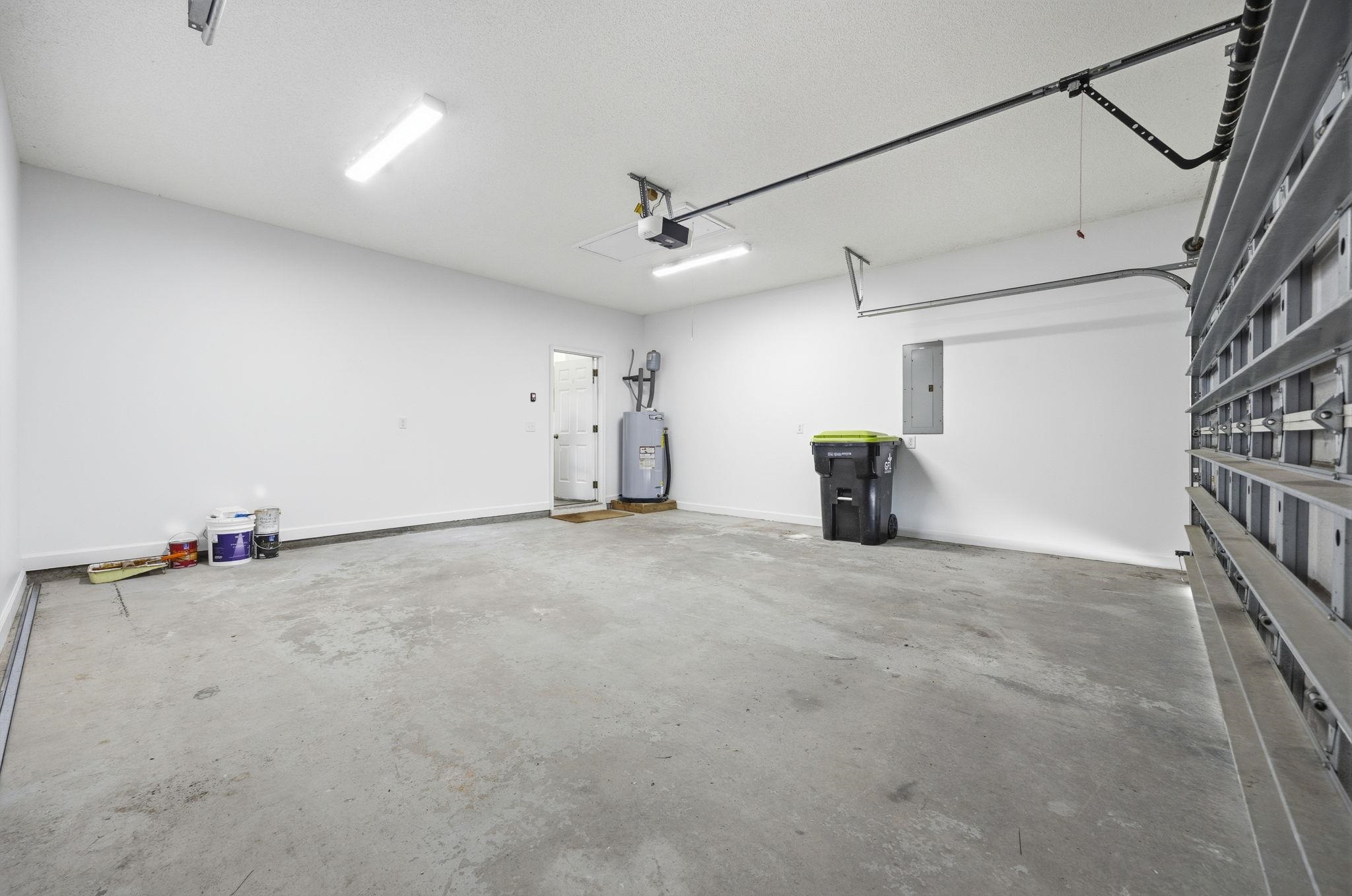 480 Andorra St. Property Photo 22