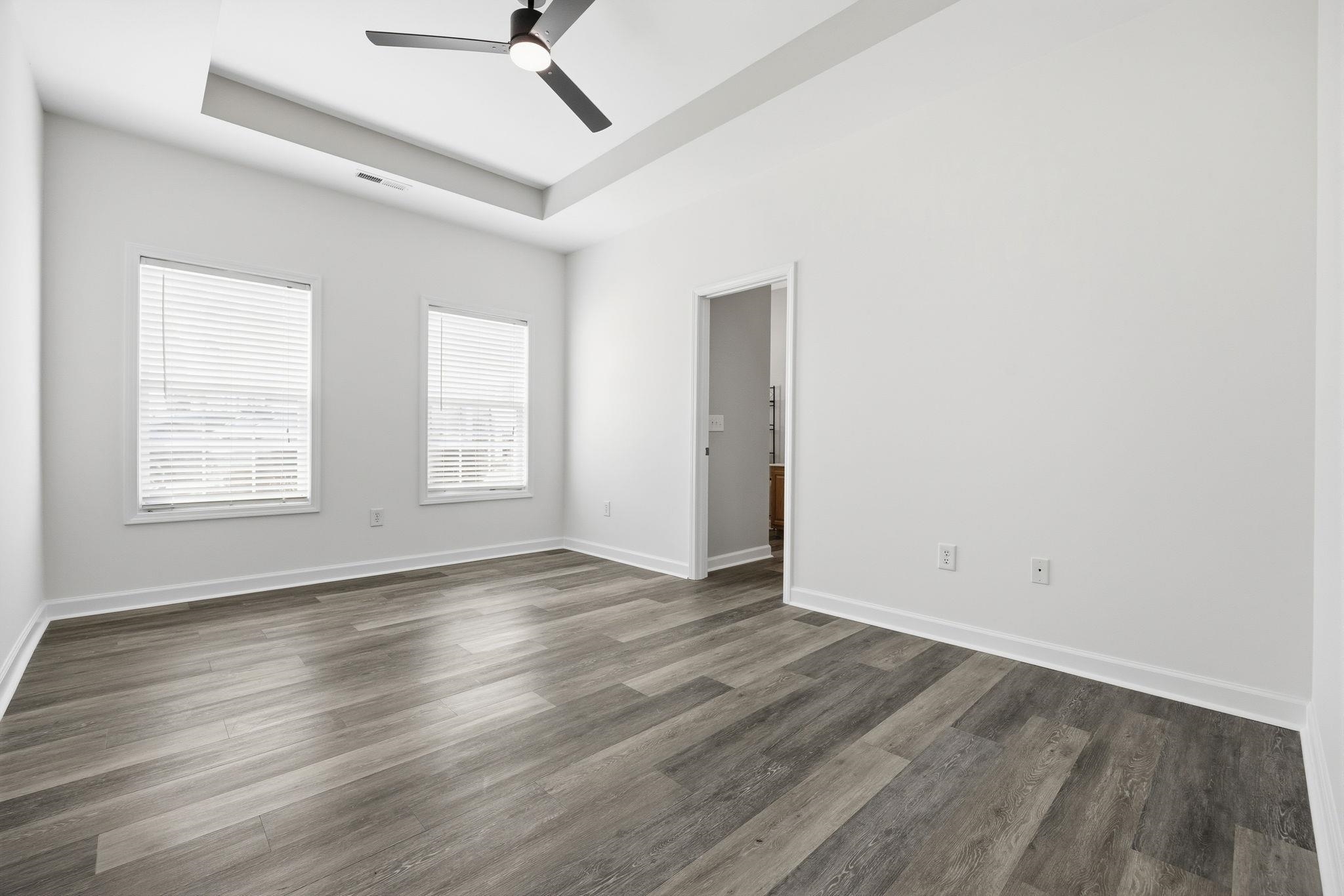 480 Andorra St. Property Photo 23
