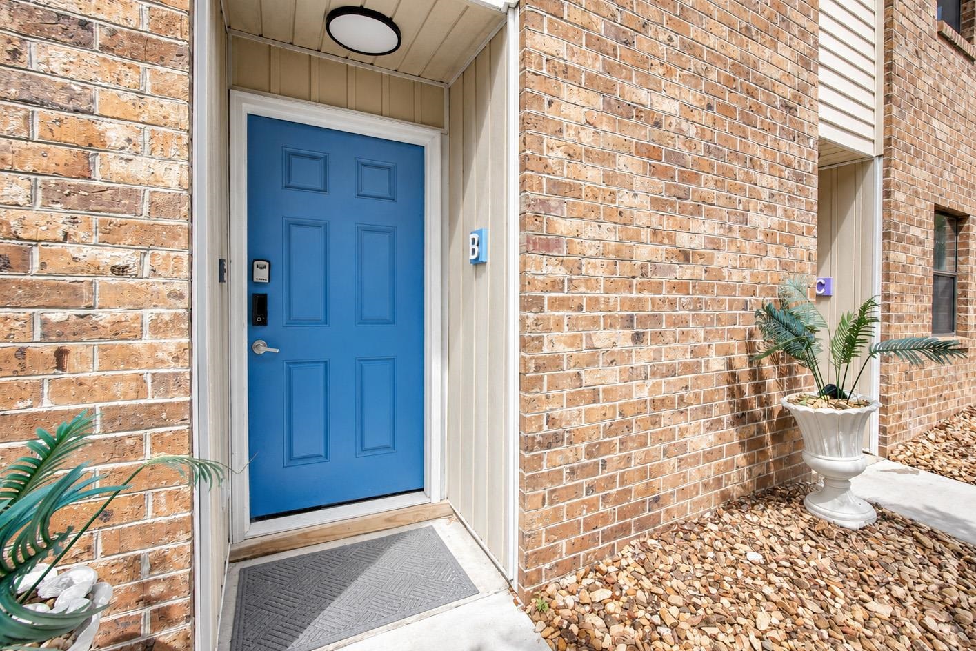 1408 Perrin Dr. Property Photo 13