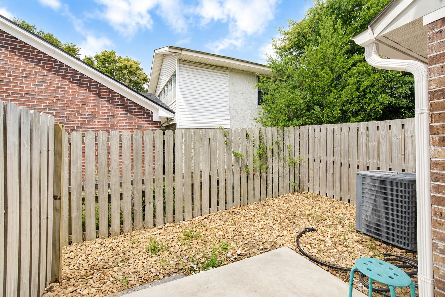 1408 Perrin Dr. Property Photo 24