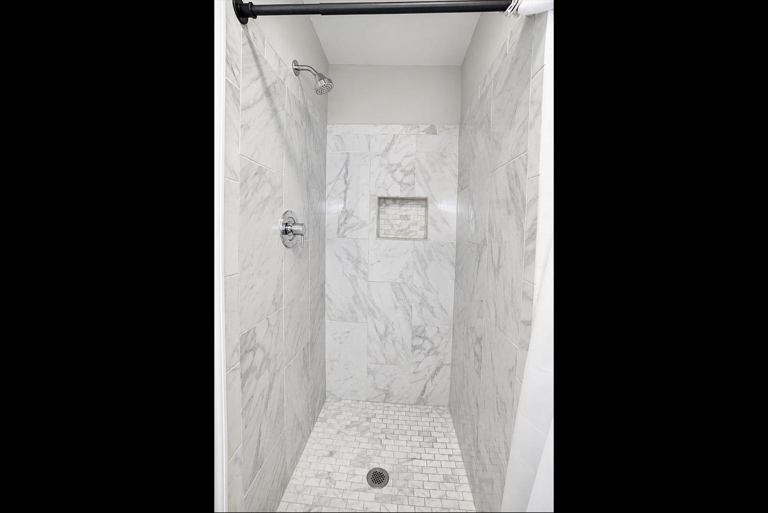 1408 Perrin Dr. Property Photo 27