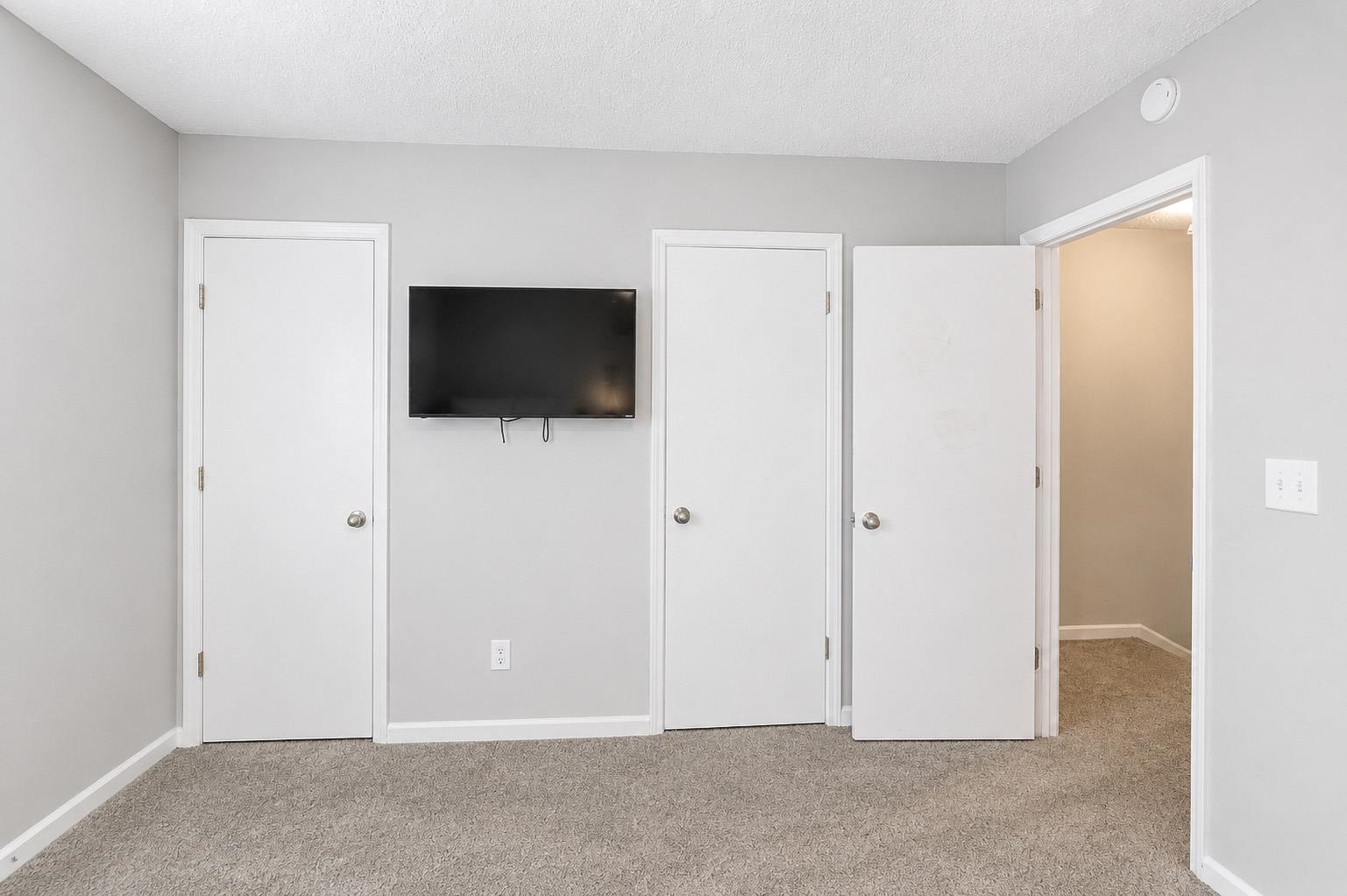 1408 Perrin Dr. Property Photo 33