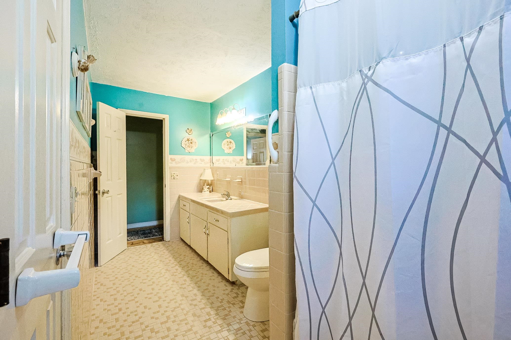 903 Tiffany Ln. Property Photo 13