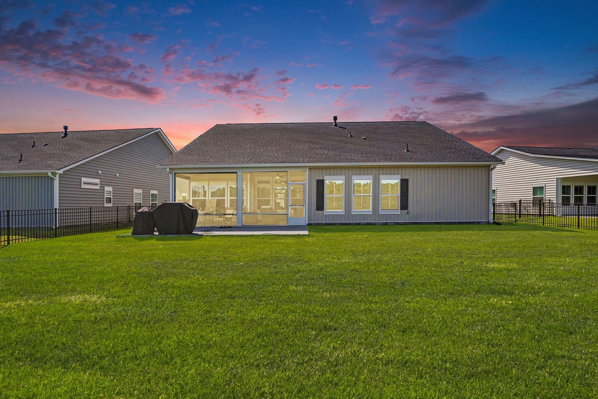 6040 Zoe Way Property Photo 1