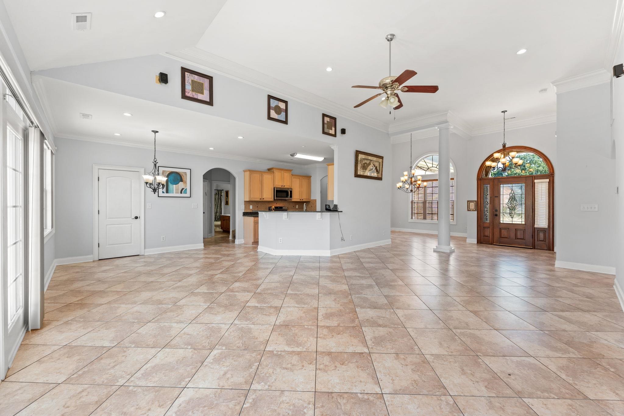 1069 Cole Ct. Property Photo 4