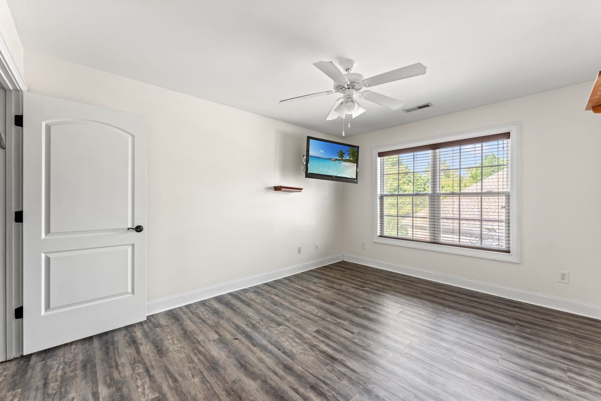 1069 Cole Ct. Property Photo 25
