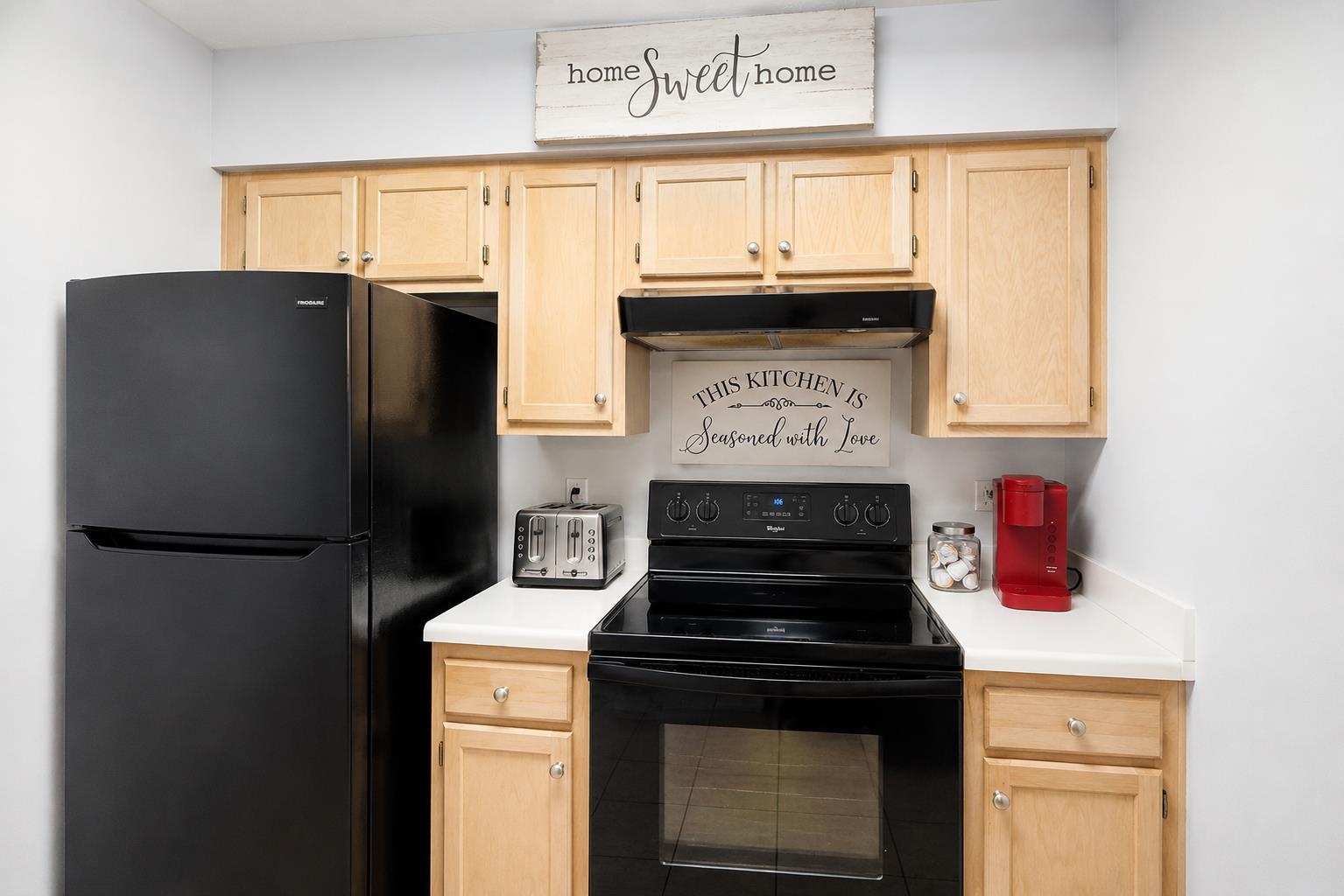 593 Blue River Ct. Property Photo 7