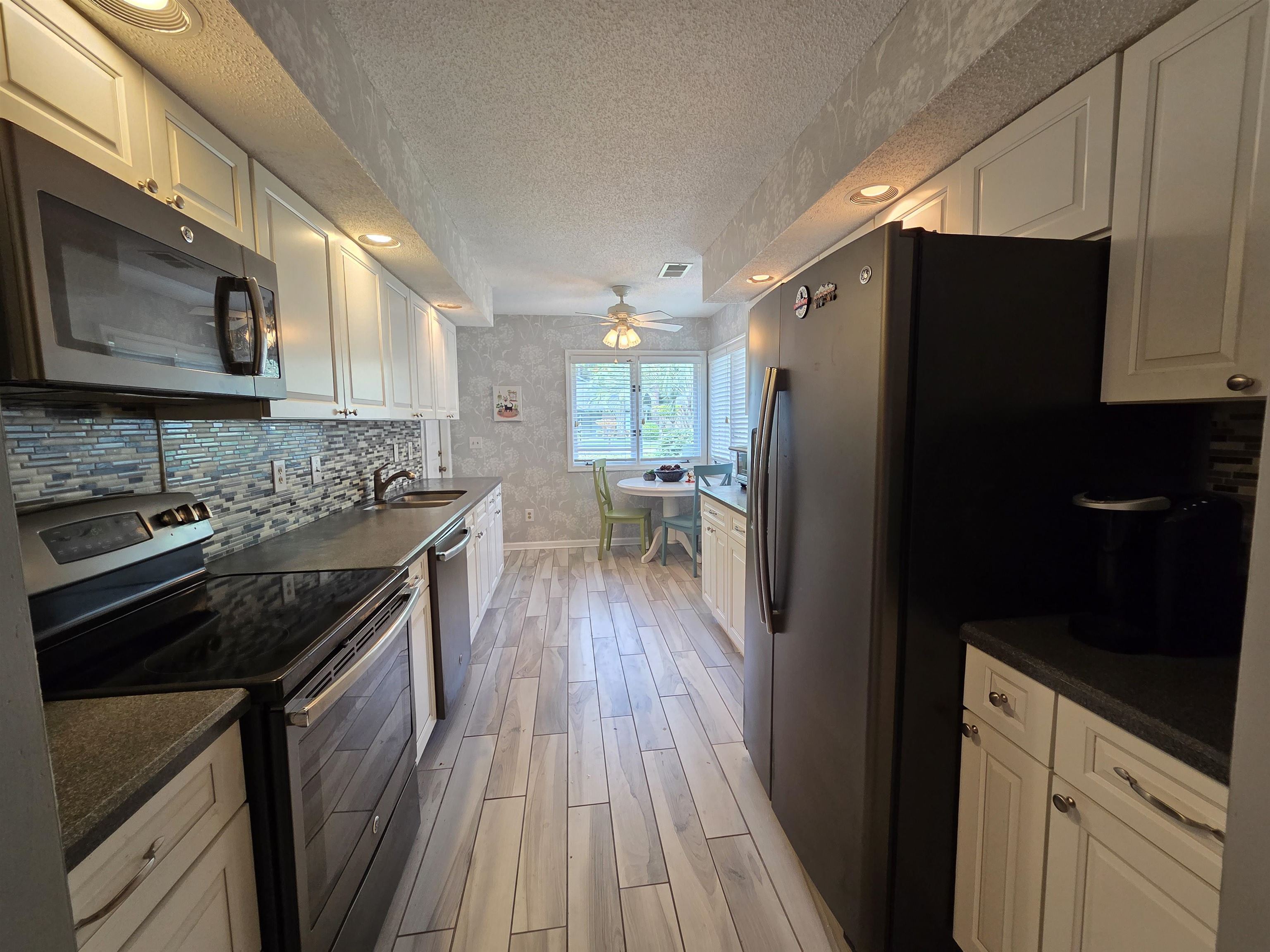 114 Boxwood Ln. Property Photo 17