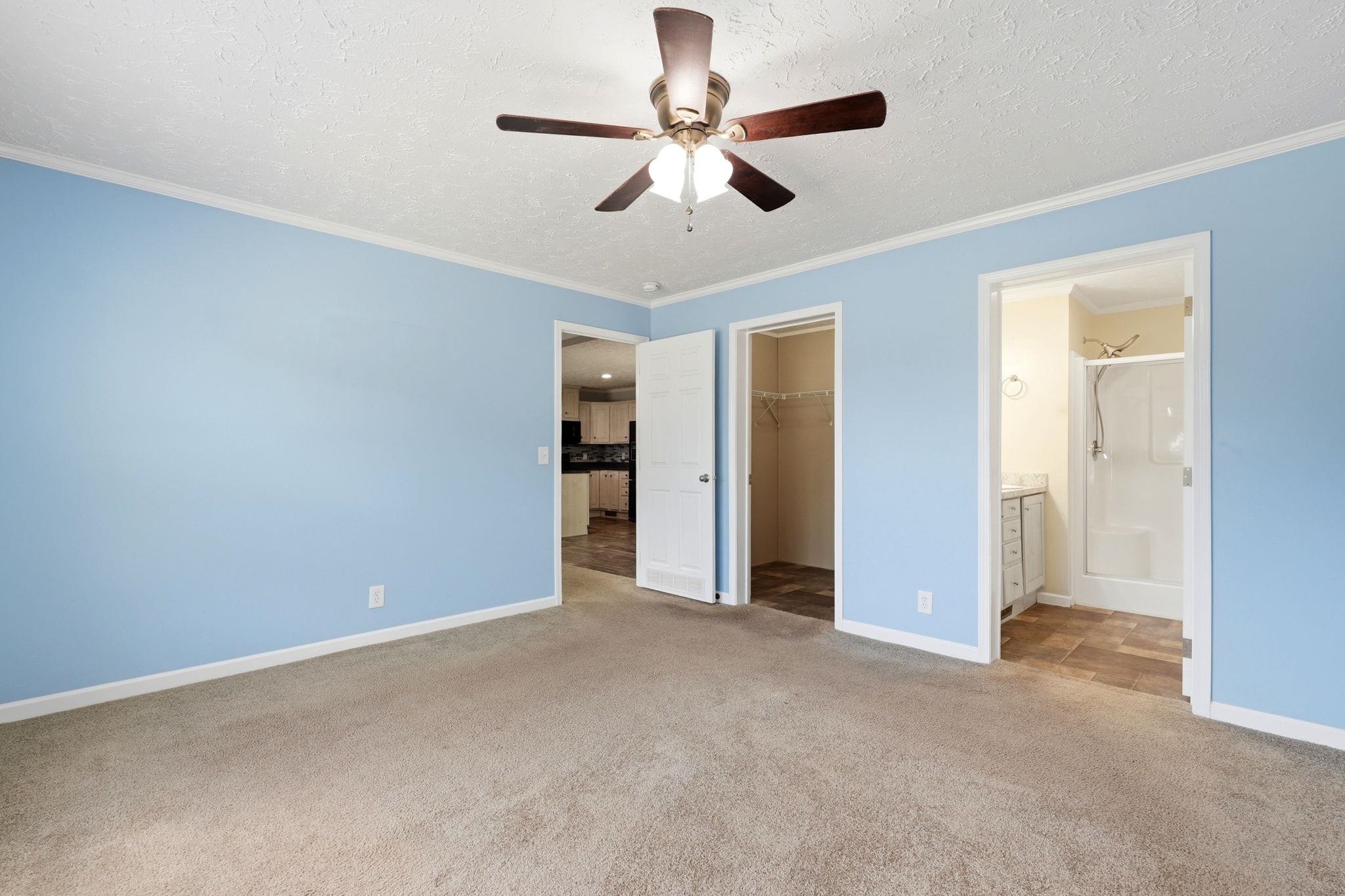 4555 Manitook Dr. Property Photo 10