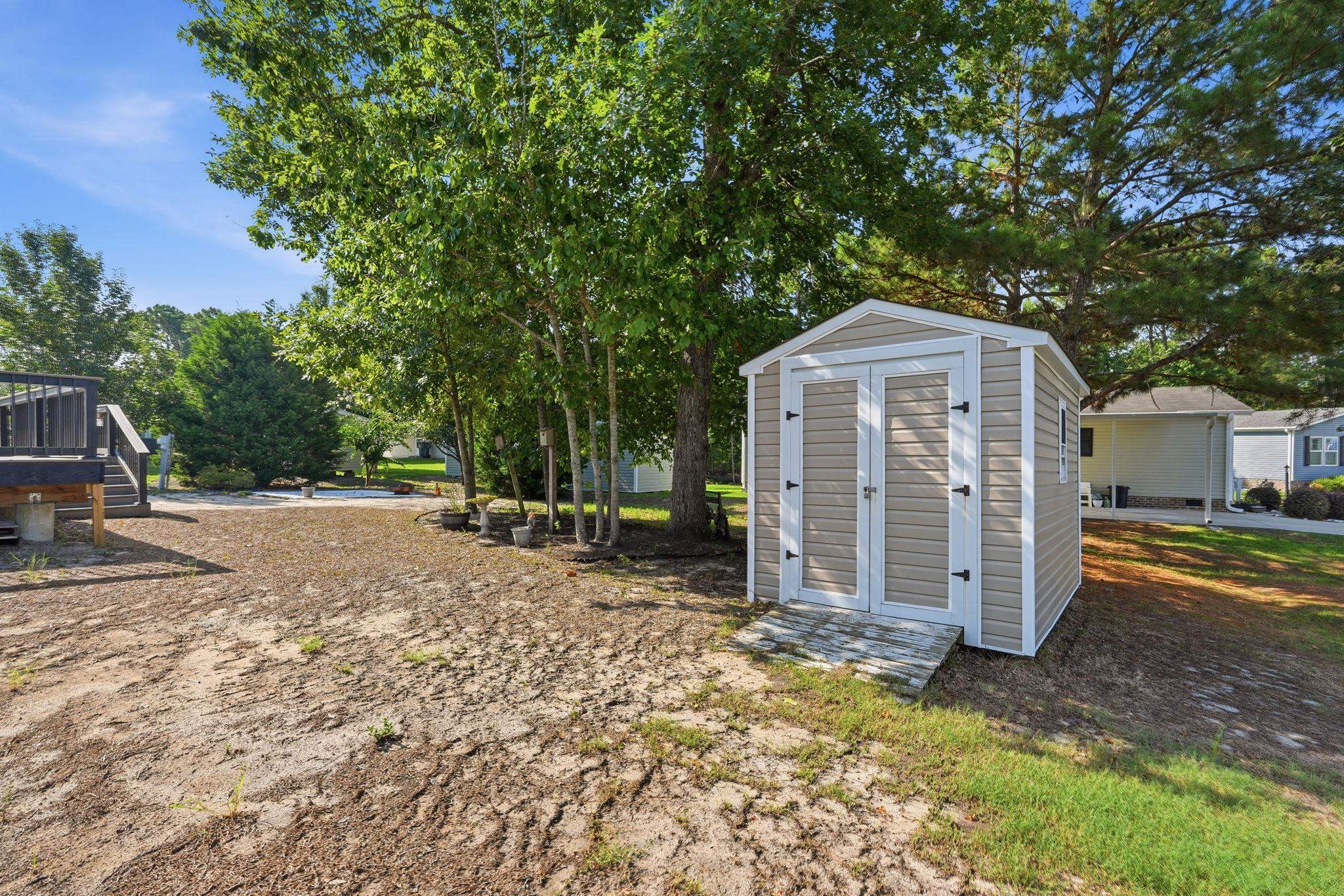 4555 Manitook Dr. Property Photo 20