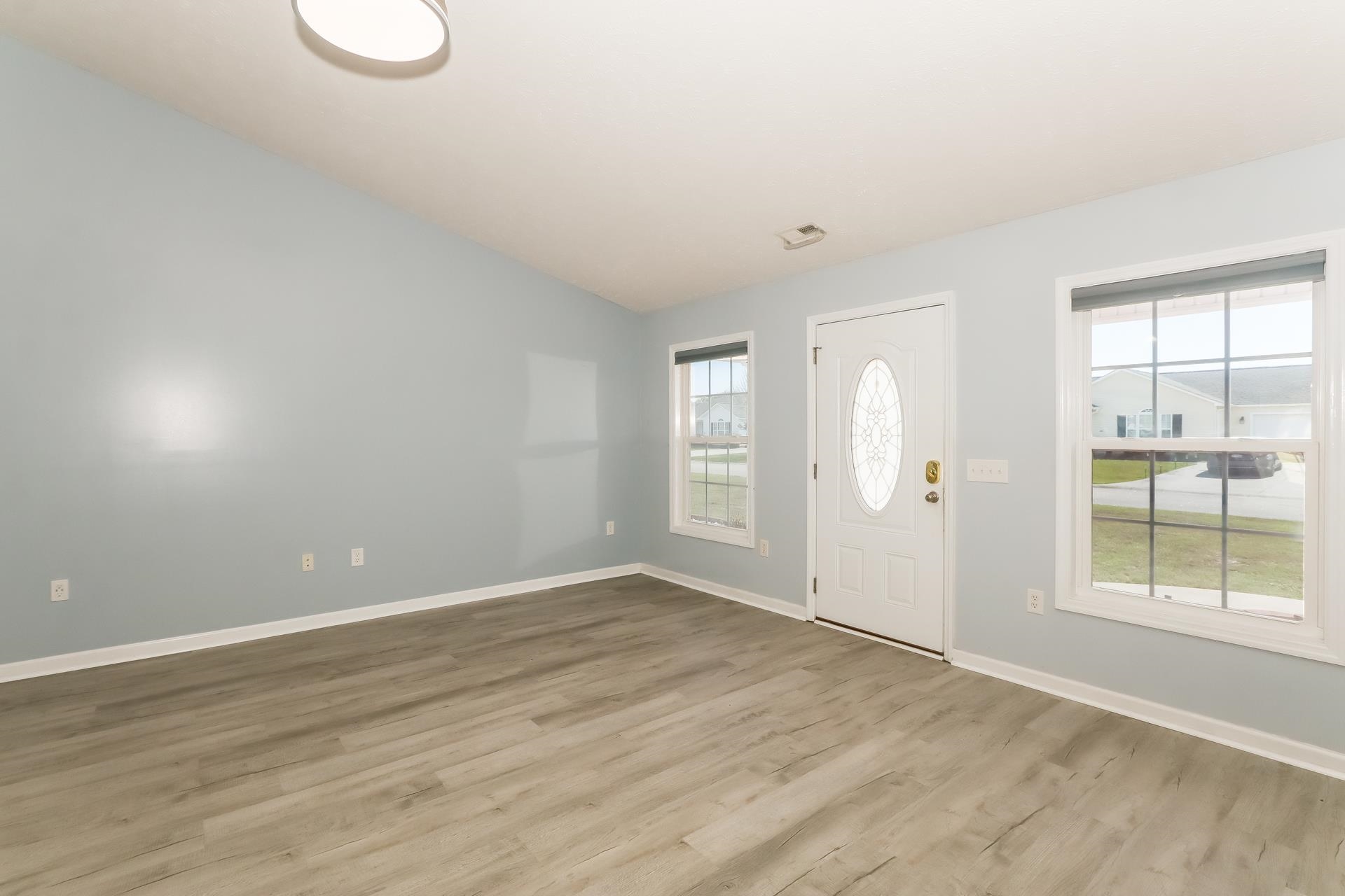 468 Carolina Hickory St. Property Photo 4