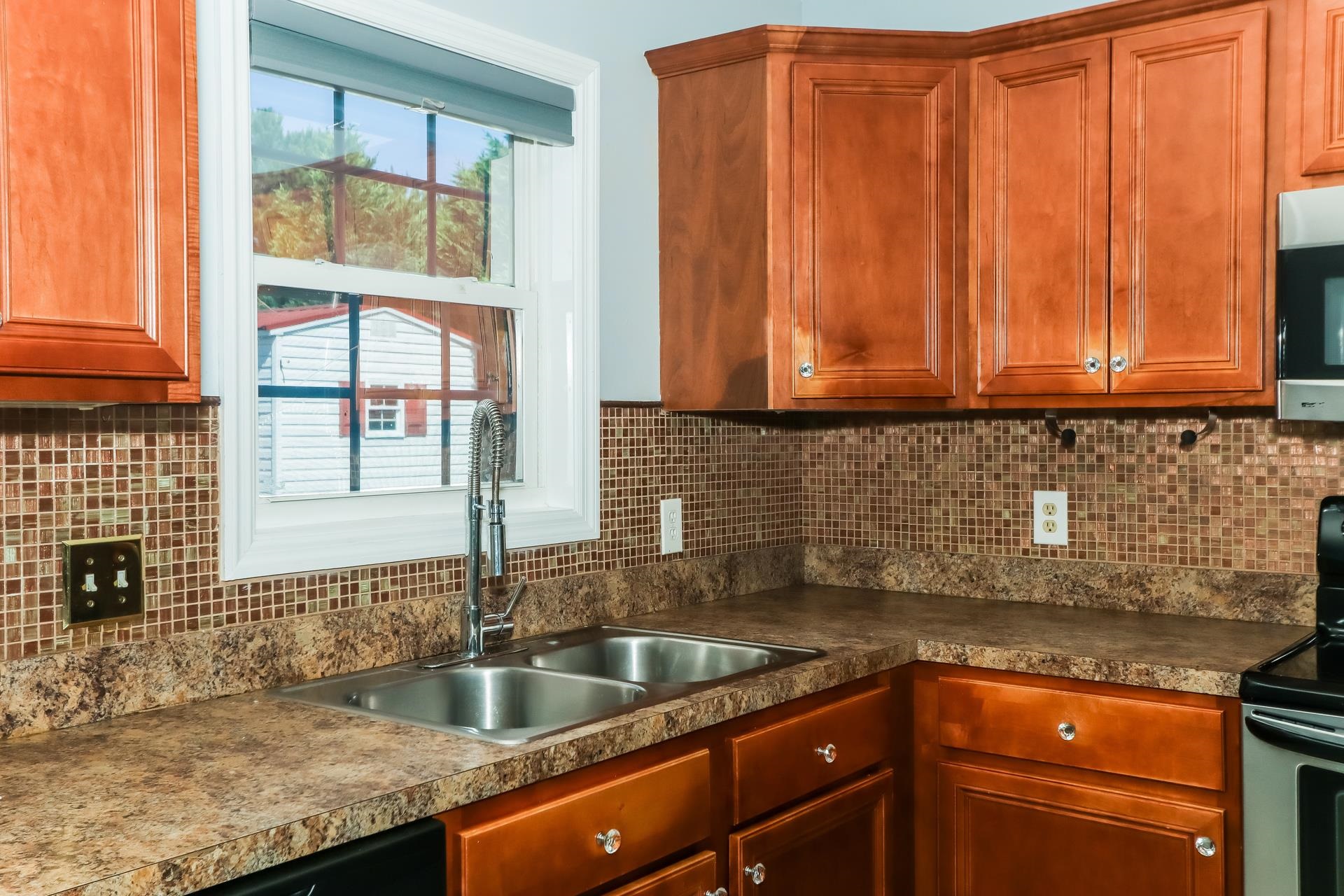 468 Carolina Hickory St. Property Photo 8