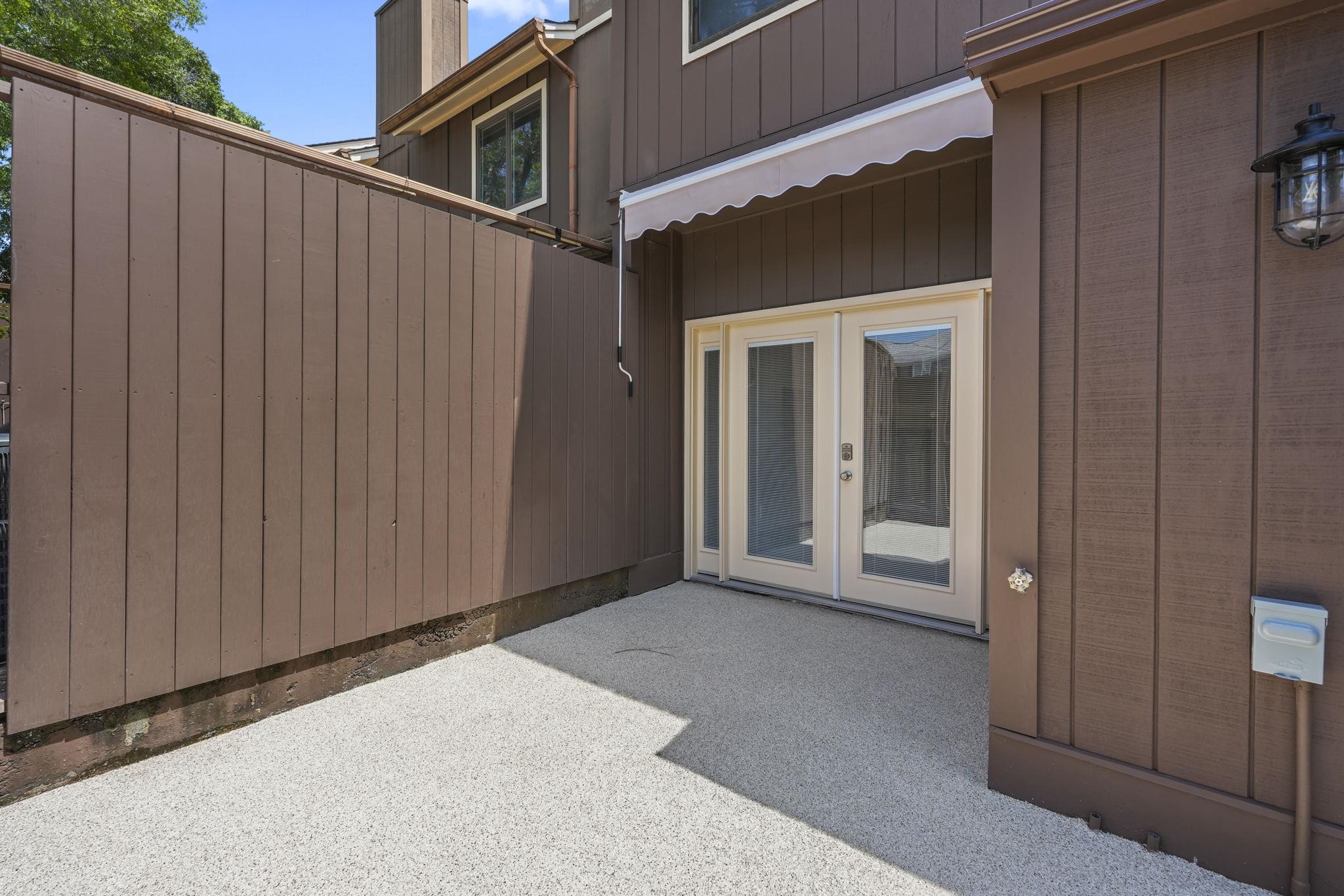 307 77th Ave. N Property Photo 5
